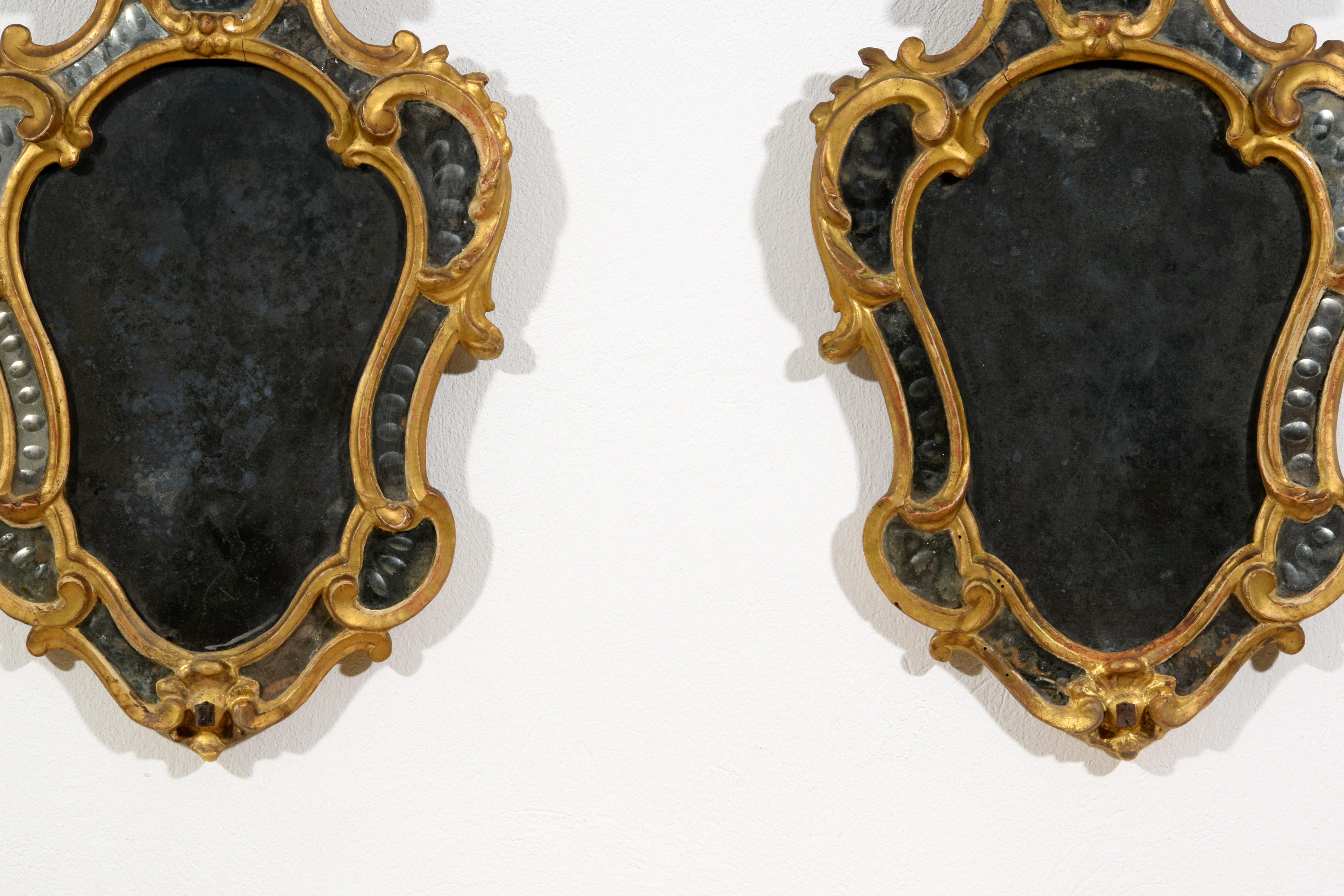 18. Jahrhundert, Giltwood Paar italienische Louis XV Kerze Wandleuchter mit Spiegel im Angebot 14