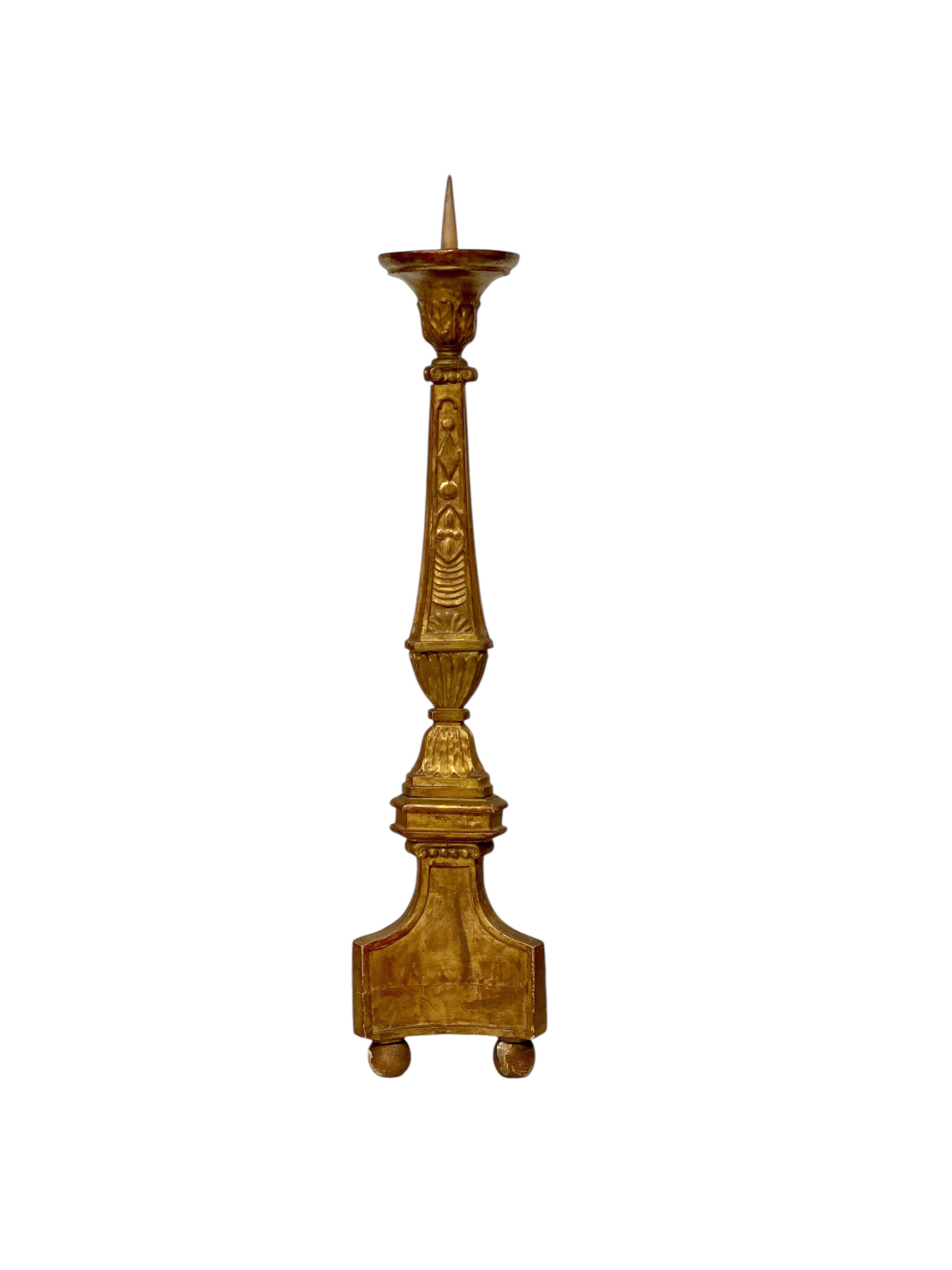 Candeliere a grillo in legno dorato del XVIII secolo in vendita 9