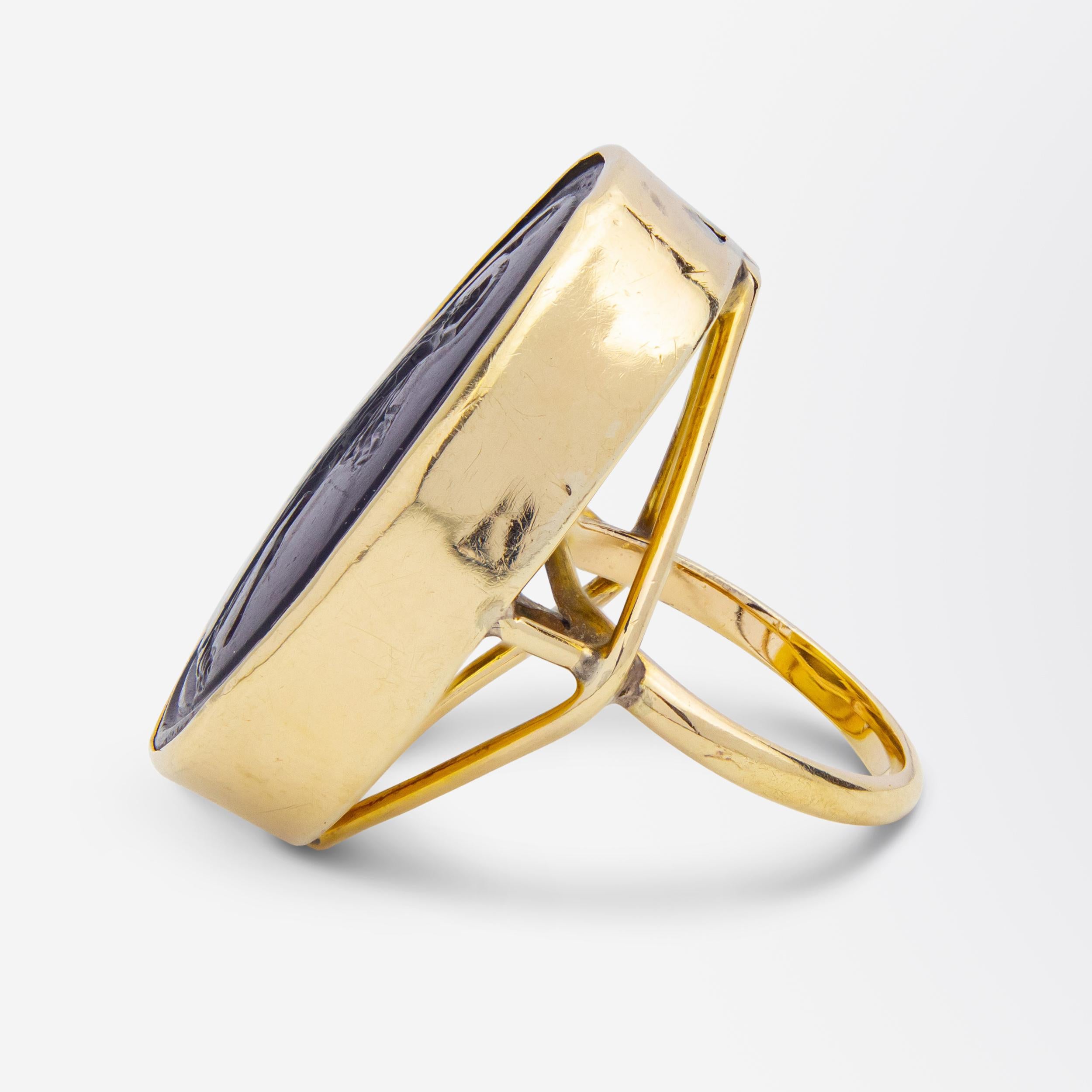 Women's or Men's 18th Century Glass Intaglio & 9 Karat Yellow Gold Ring For Sale