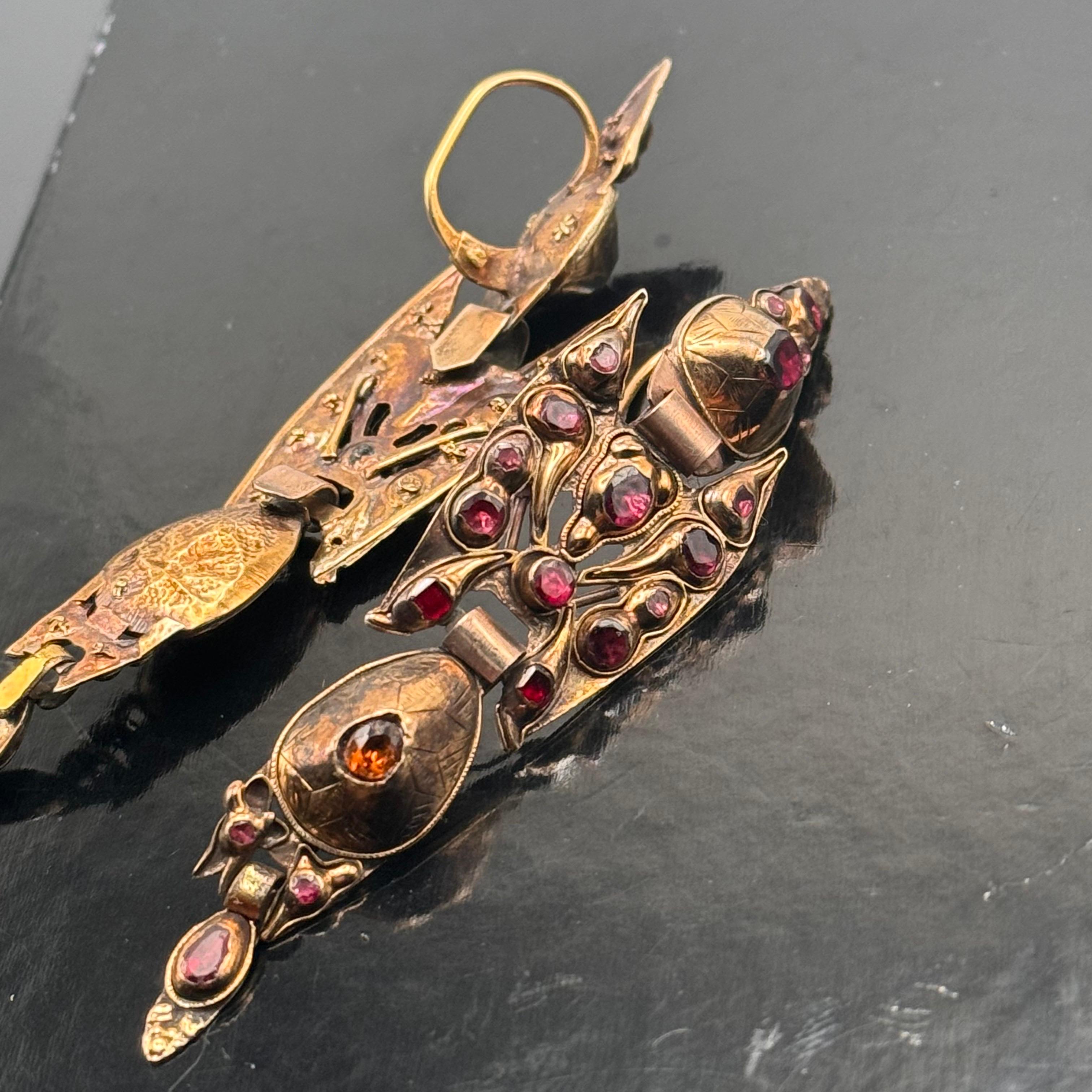18th Century Gold Tourmaline Iberian Catalan Pendeloque Earrings Spanish For Sale 4