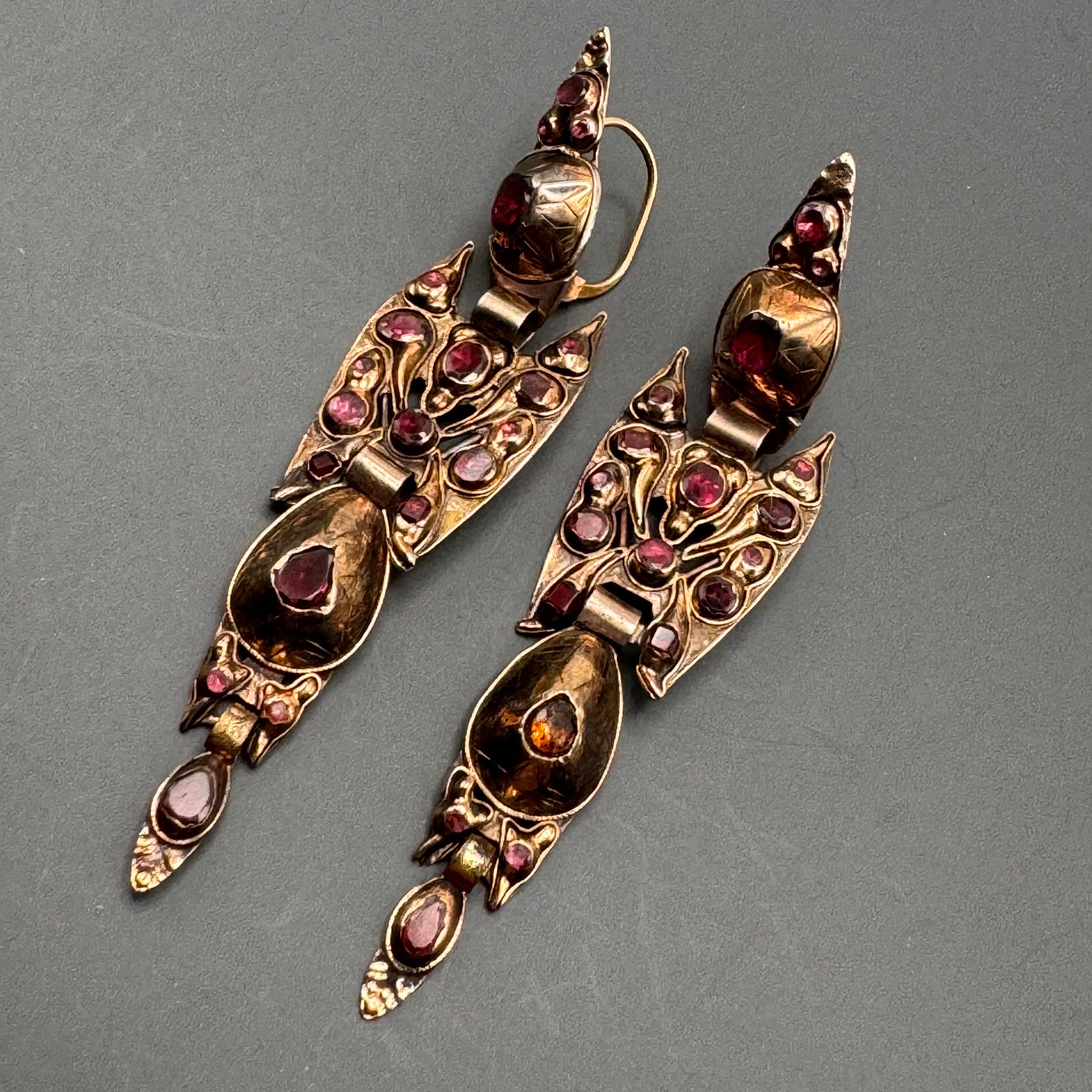 Victorian 18th Century Gold Tourmaline Iberian Catalan Pendeloque Earrings Spanish For Sale