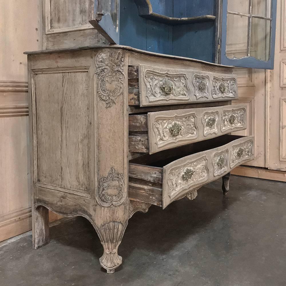 Hand-Carved 18th Century Grand China Buffet or Bookcase with Commode