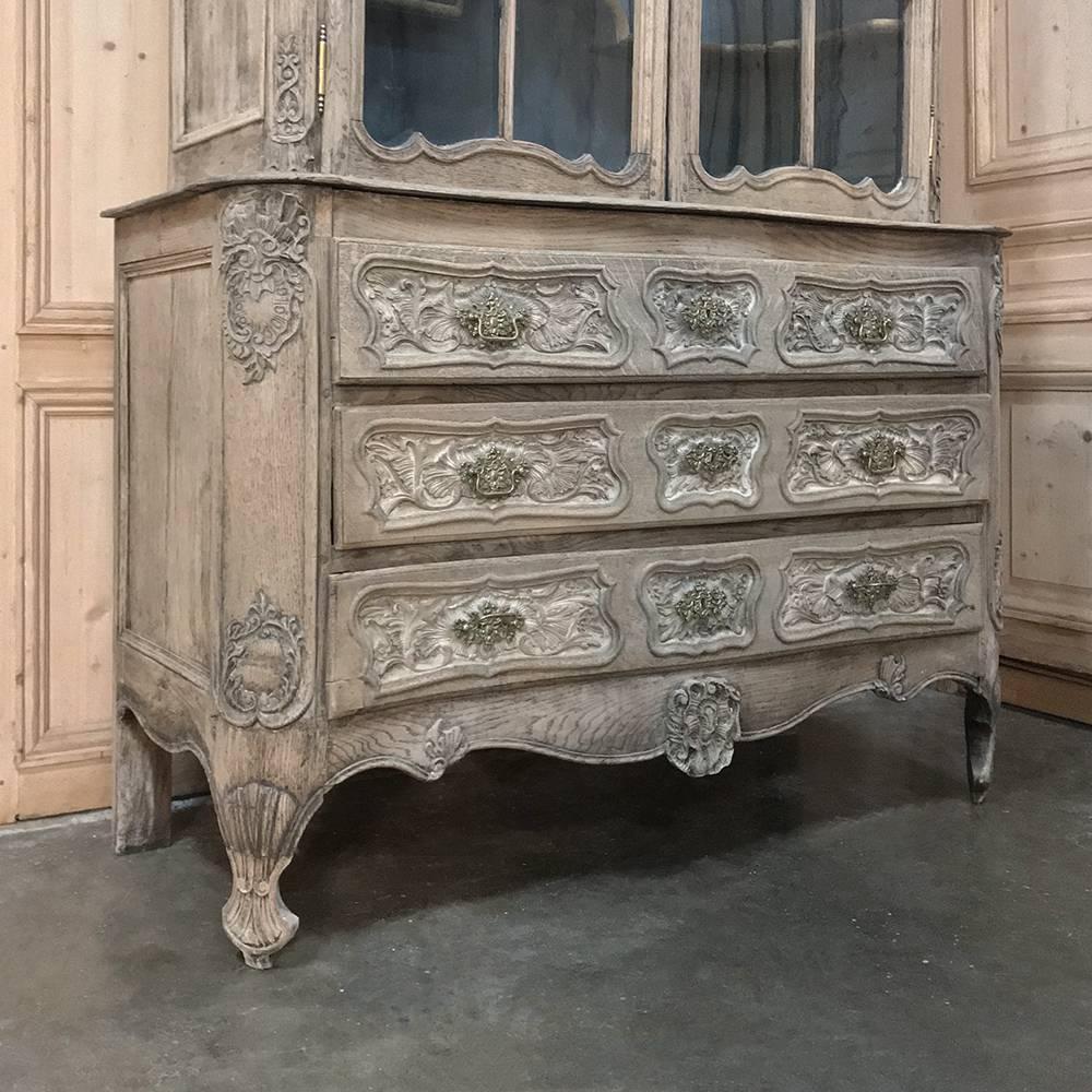 Late 18th Century 18th Century Grand China Buffet or Bookcase with Commode