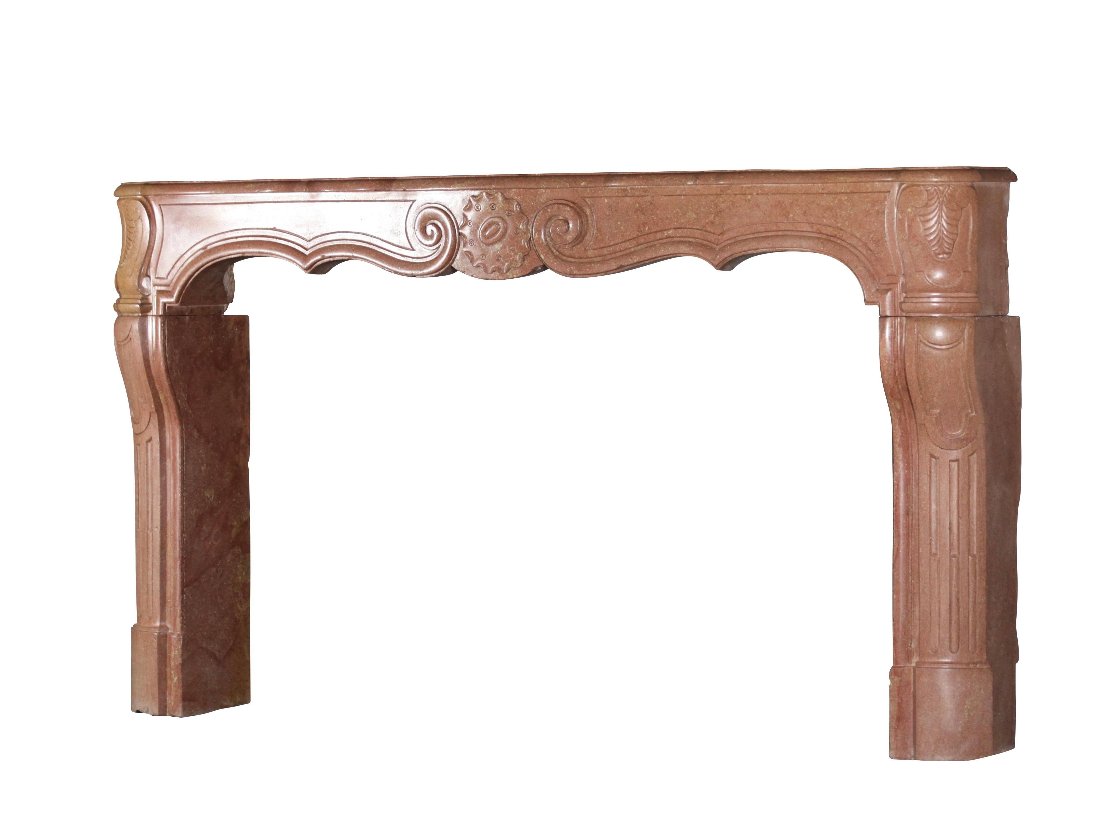 18th Century Grand French Original Antique Fireplace Surround In Excellent Condition For Sale In Beervelde, BE