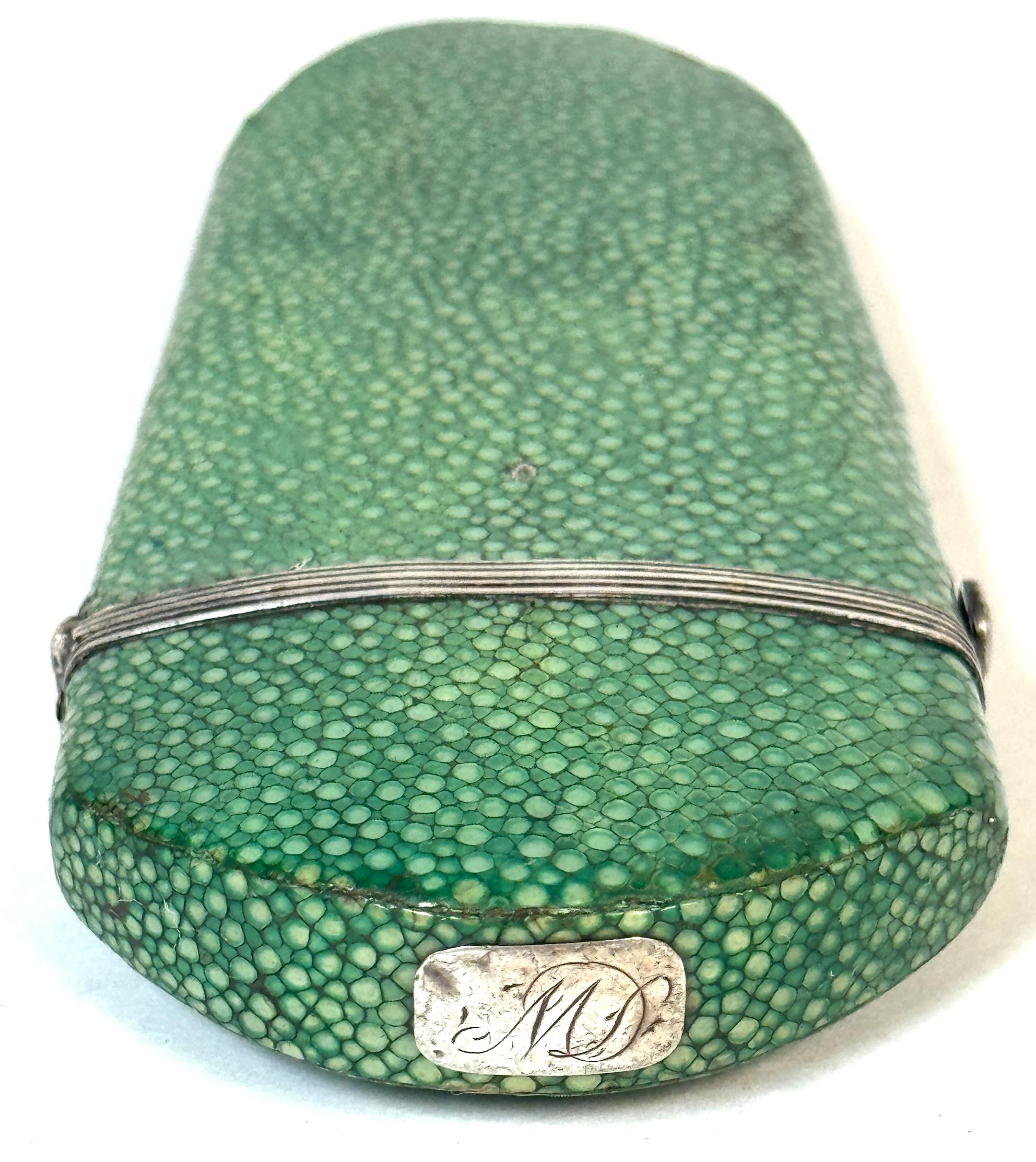 18th Century Green Shagreen and Silver Eyeglass Case with Monogram For Sale 6