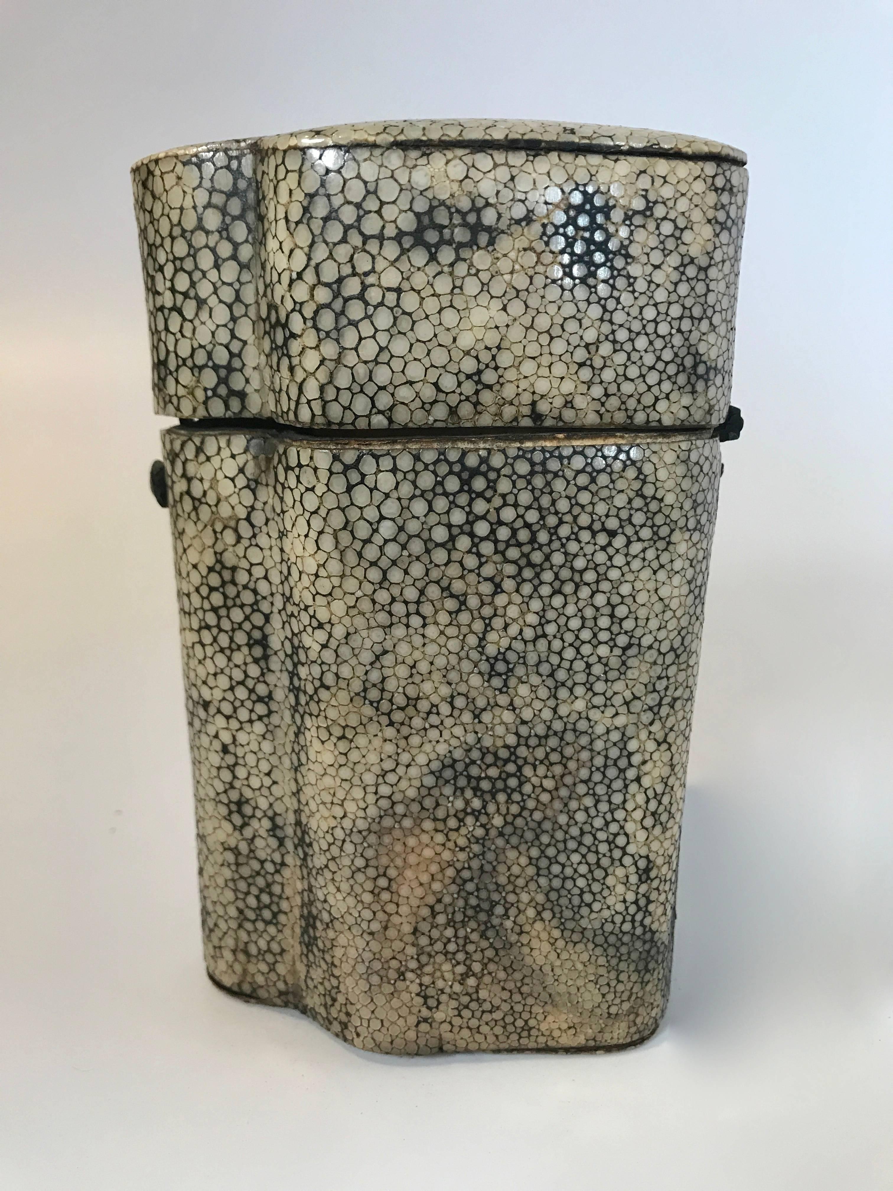 18th Century and Earlier 18th Century Green Shagreen Personal Cutlery Box For Sale