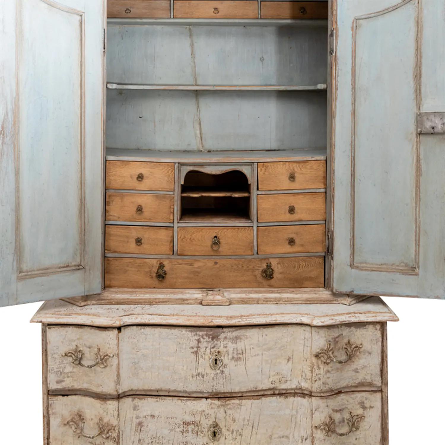 18th Century Swedish Baroque Two-Part Painted Pinewood Bureau, Antique Cabinet For Sale 1