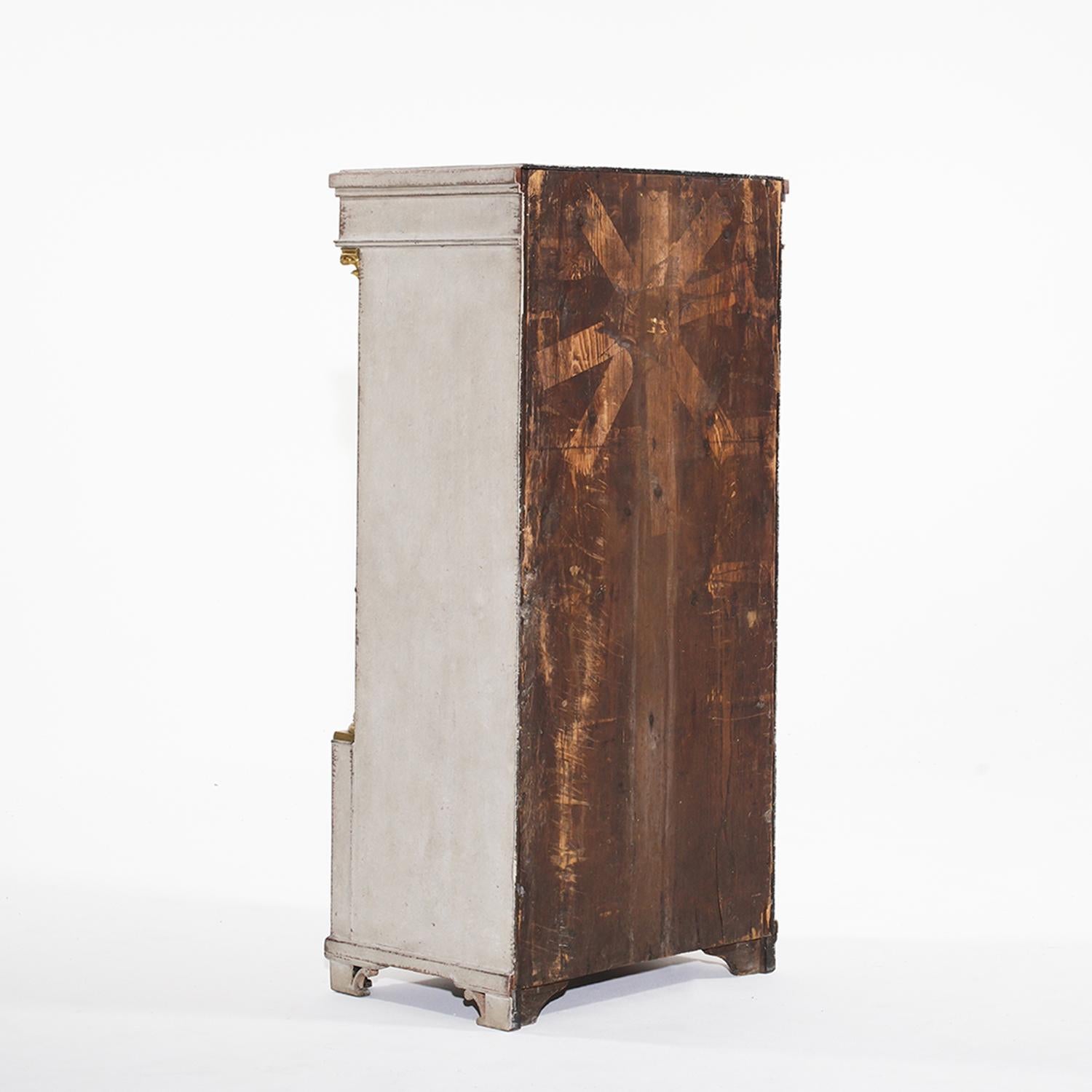 Hand-Carved 18th Century Grey Danish Oak Pedestal Attributed to Caspar Frederik Harsdorff For Sale