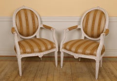 Paire de fauteuils gustaviens du 18e siècle