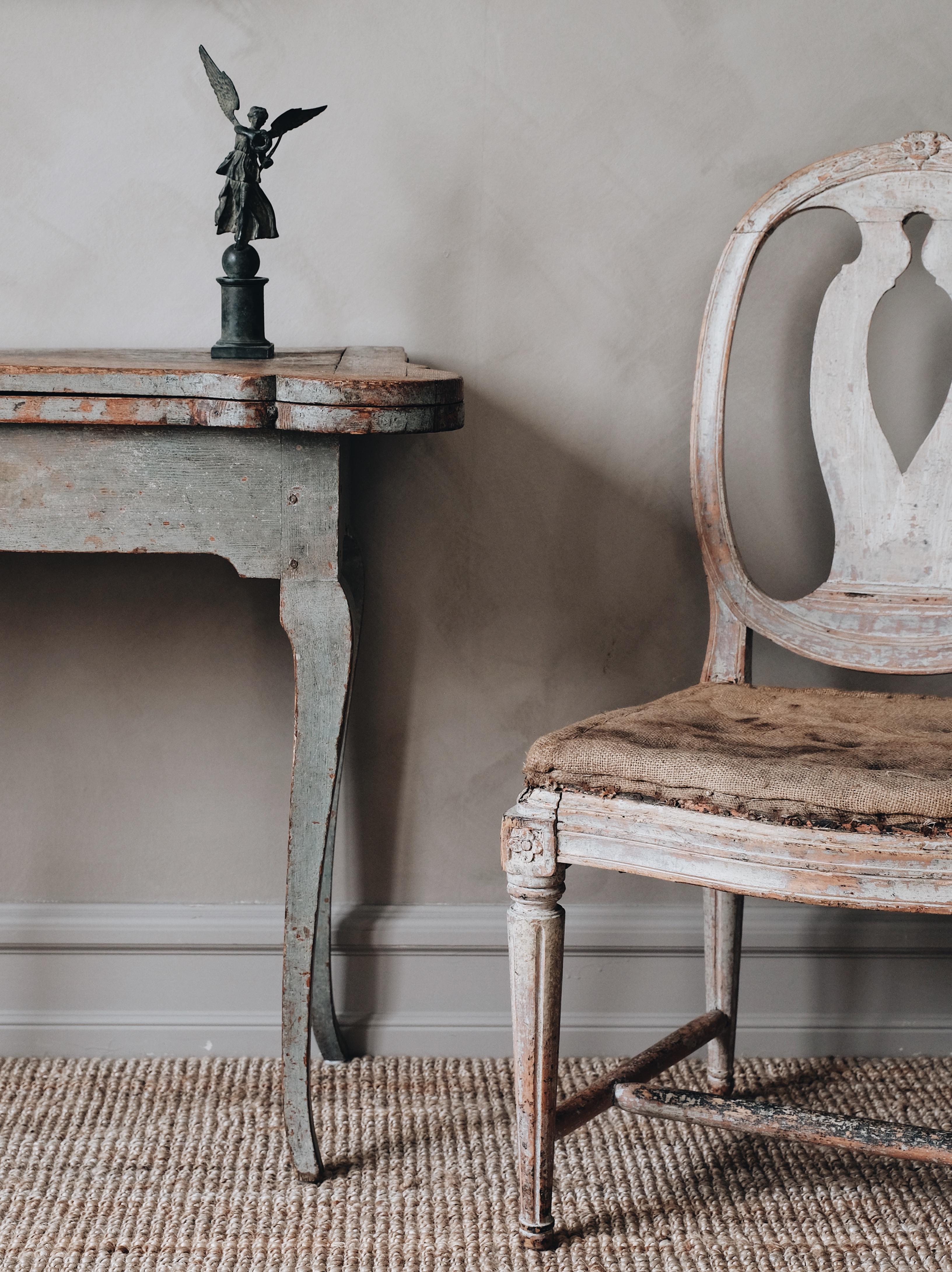 Fine 18th Century Scandinavian Gustavian Chair In Good Condition For Sale In Mjöhult, SE