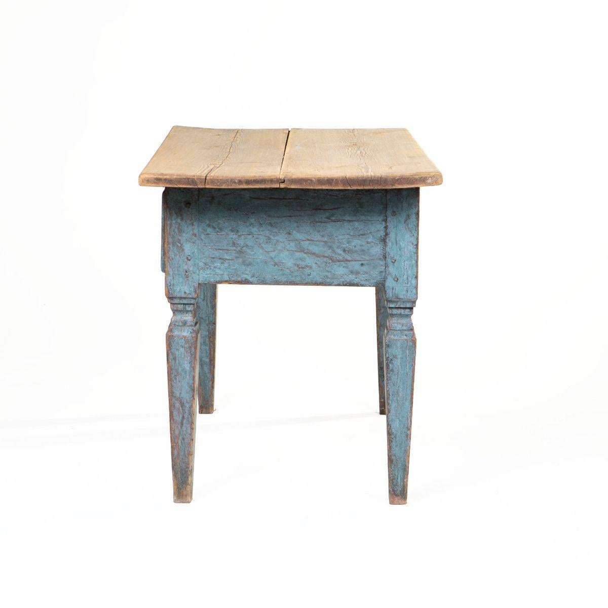 Painted 18th Century Gustavian Console Table from Northern Sweden For Sale