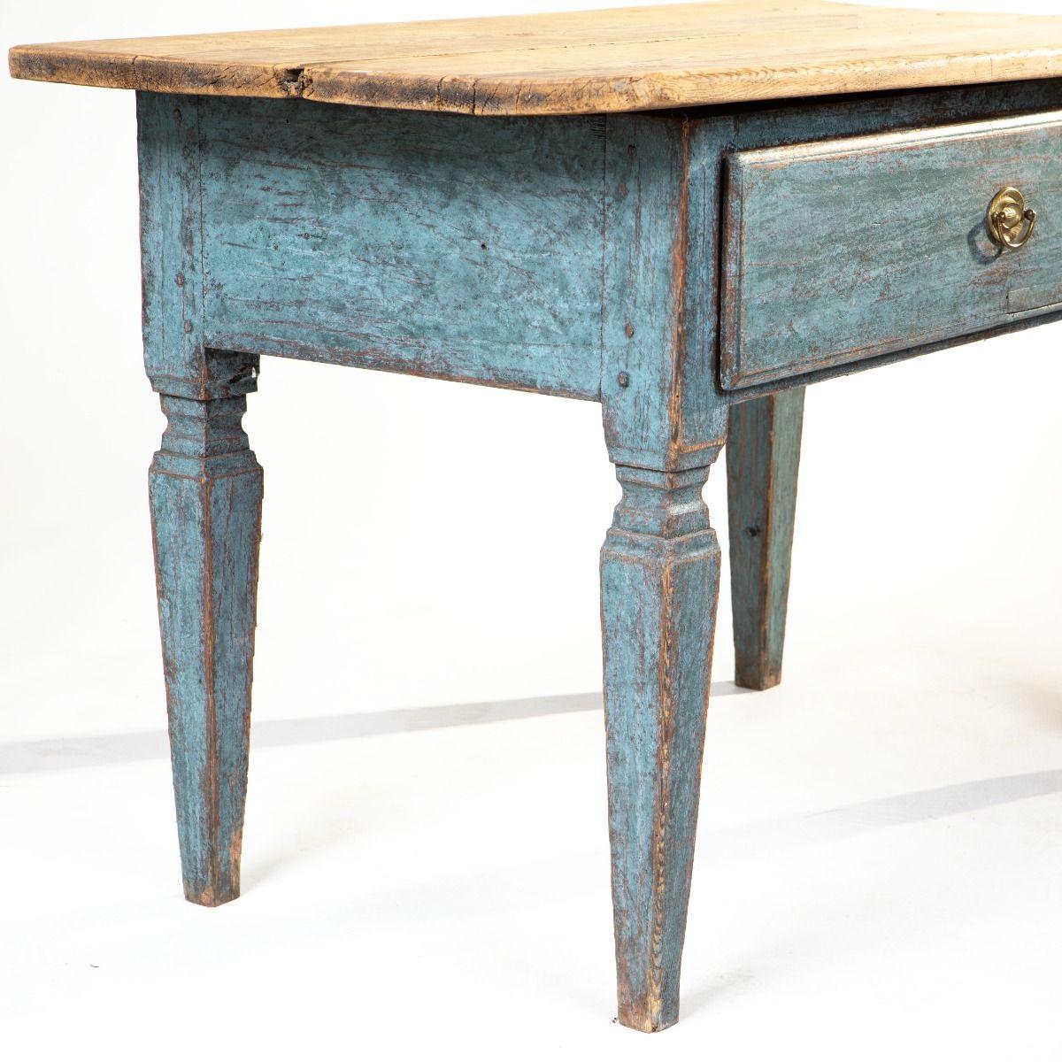 18th Century Gustavian Console Table from Northern Sweden For Sale 2