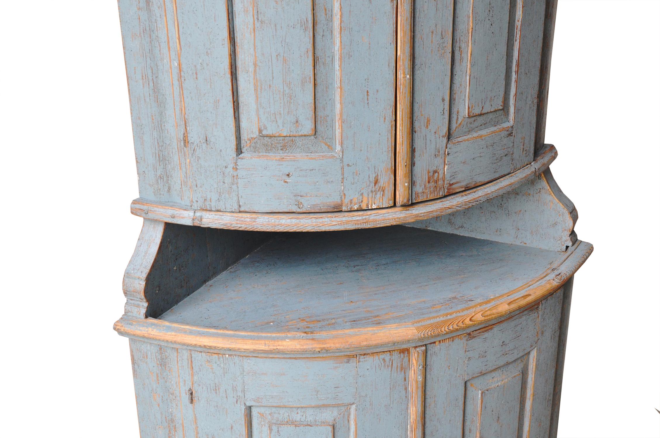 Swedish 18th Century Gustavian Corner Cabinet