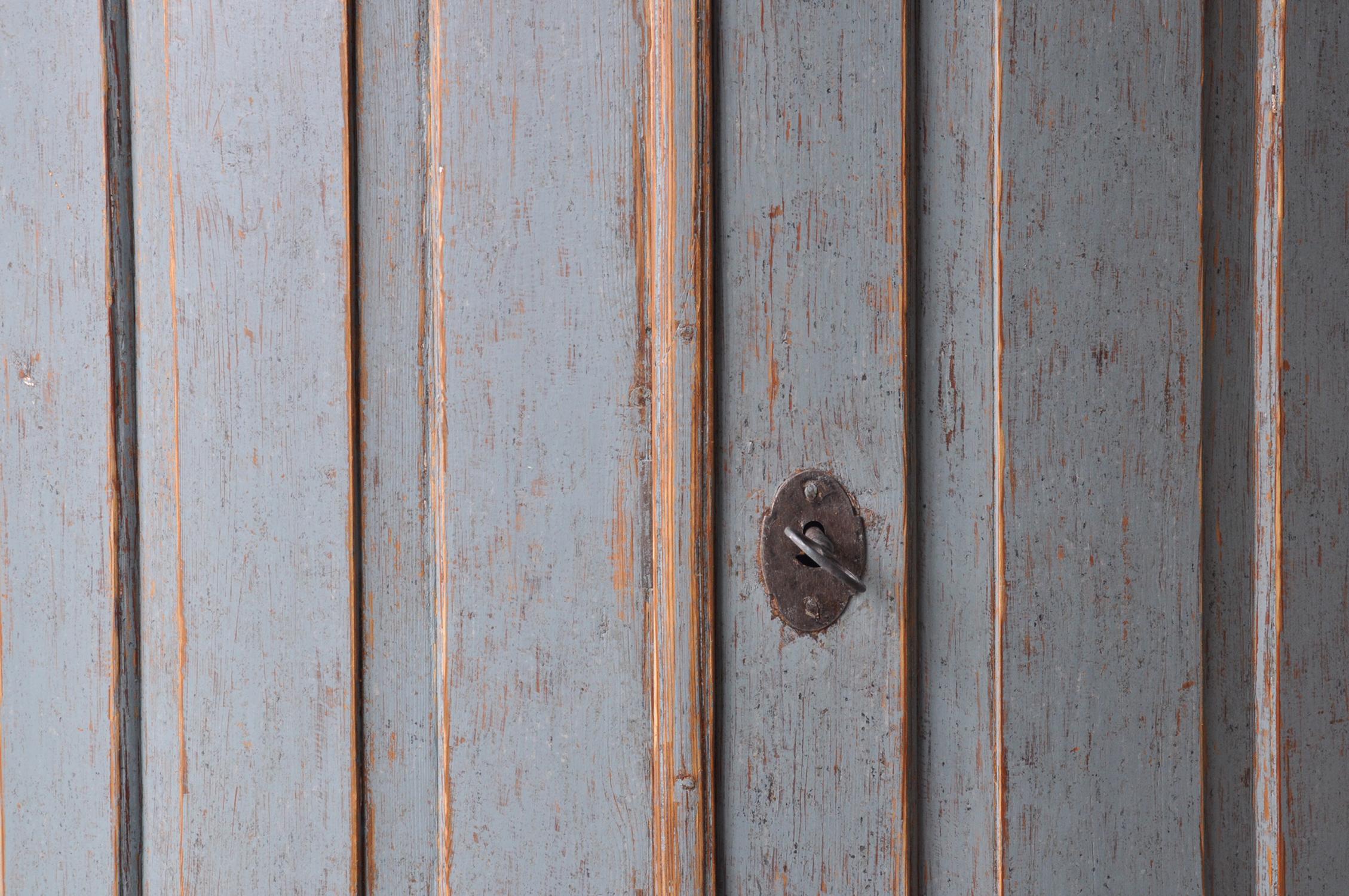 18th Century and Earlier 18th Century Gustavian Corner Cabinet