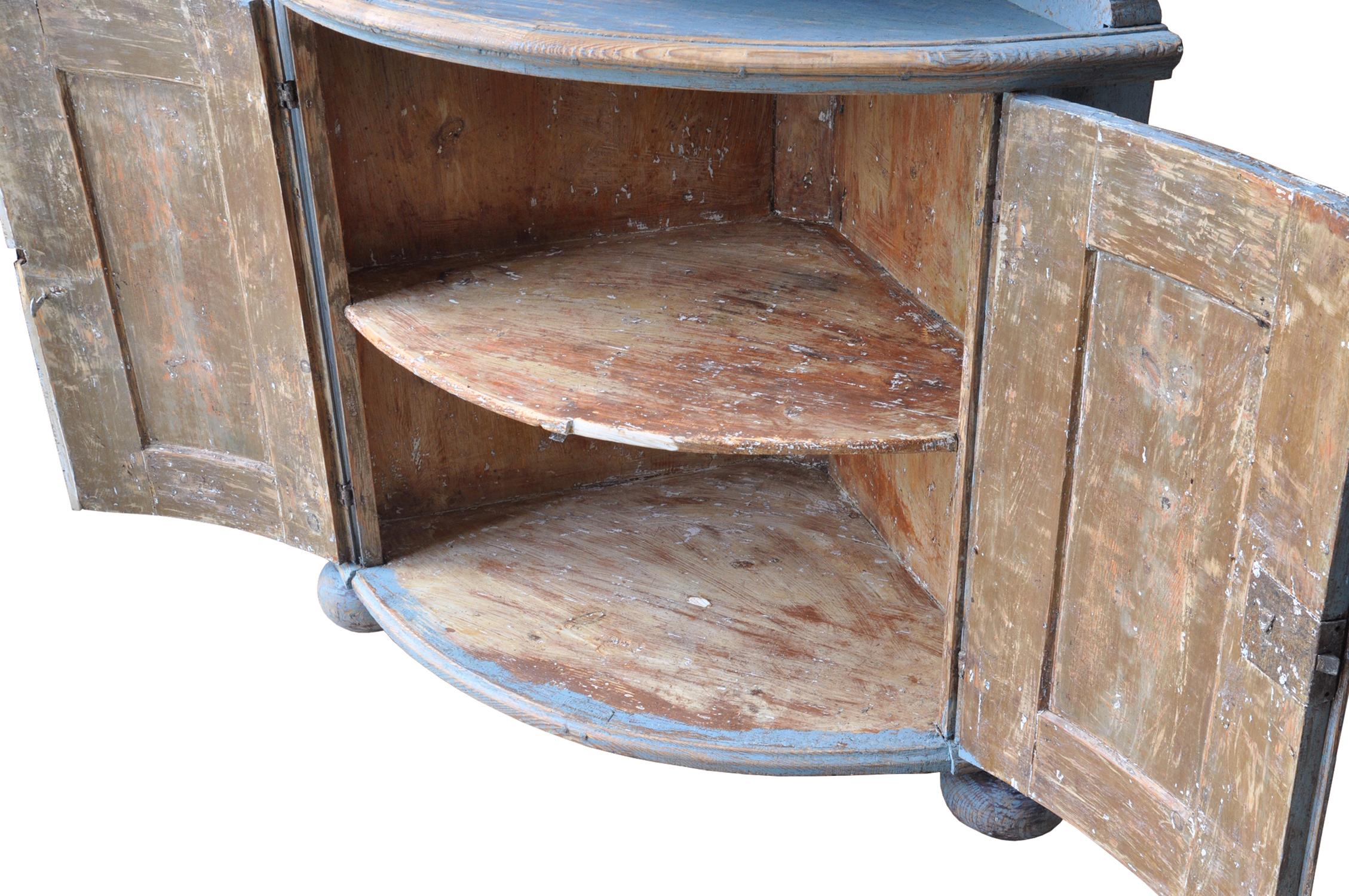 18th Century Gustavian Corner Cabinet 1