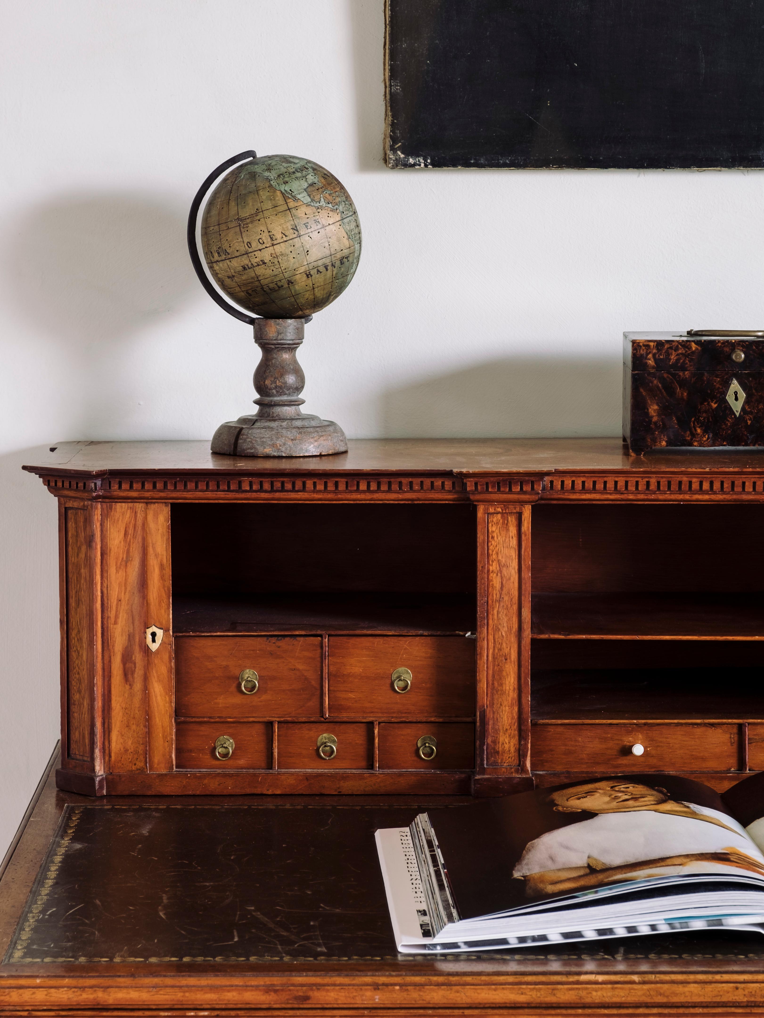 Brass Fine 18th Century Gustavian Desk With Gallery For Sale