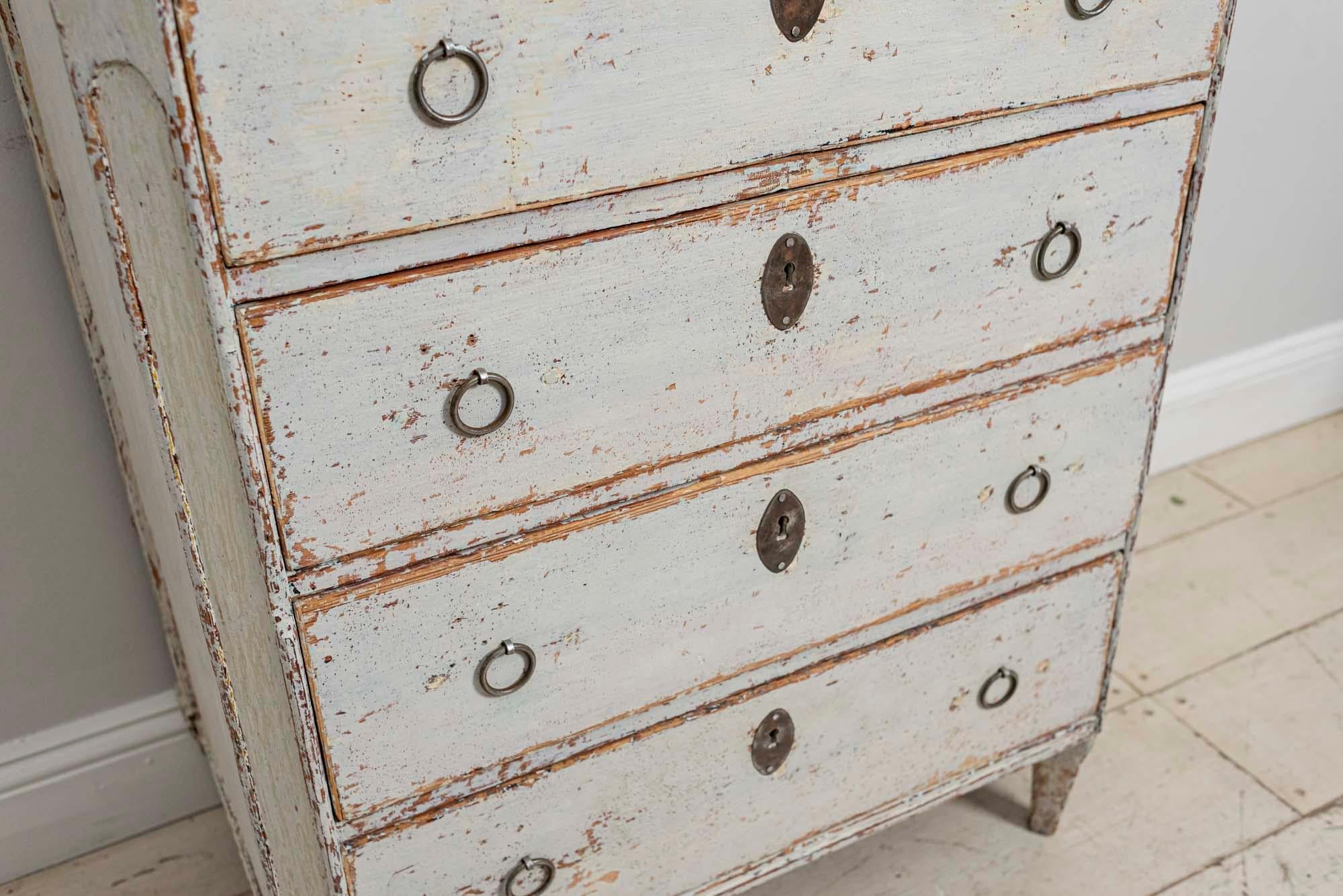 18th Century Gustavian Painted Four-Drawer Commode with a Concealed Bureau 2