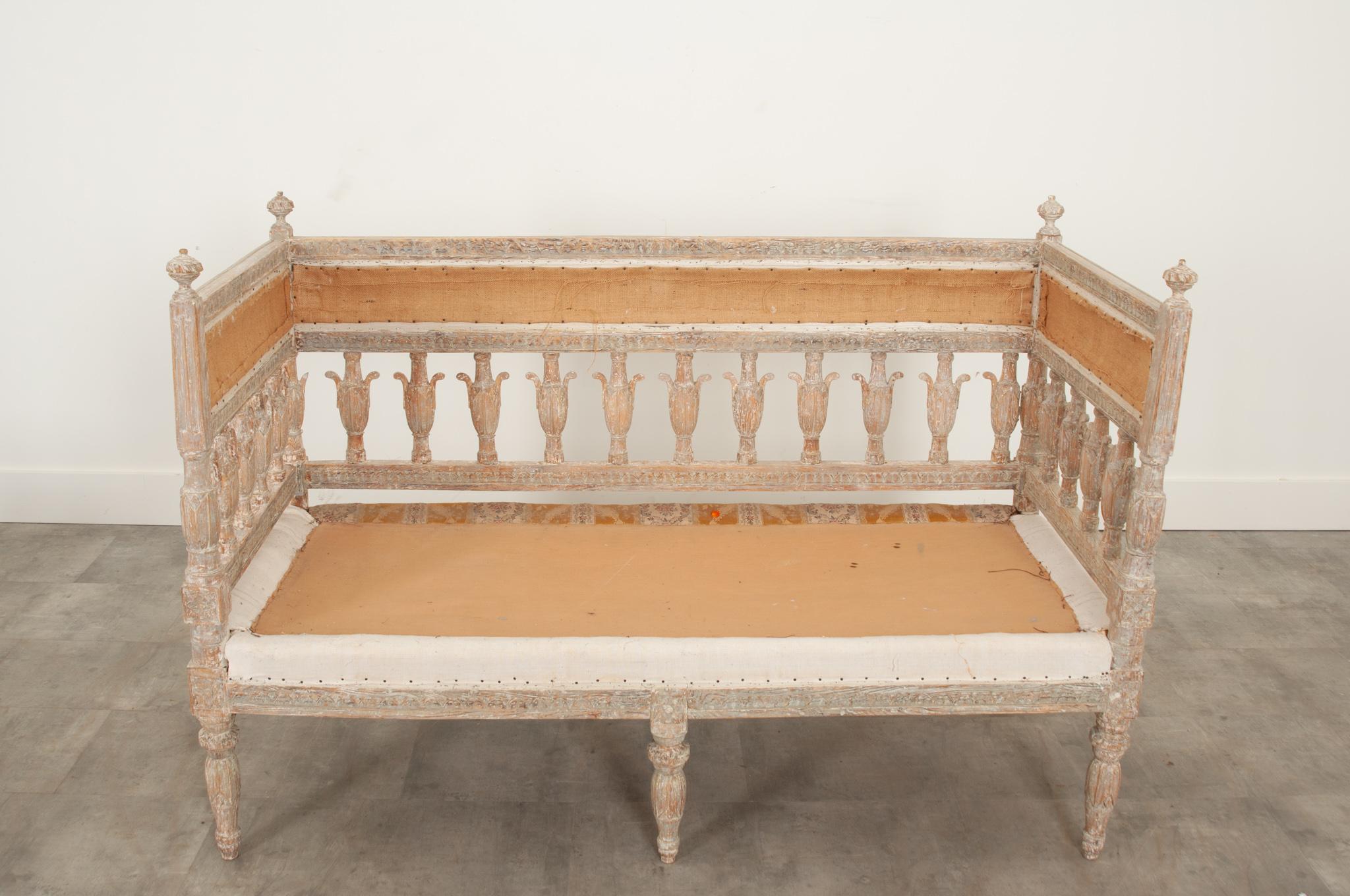 18th Century Gustavian Settee For Sale 1