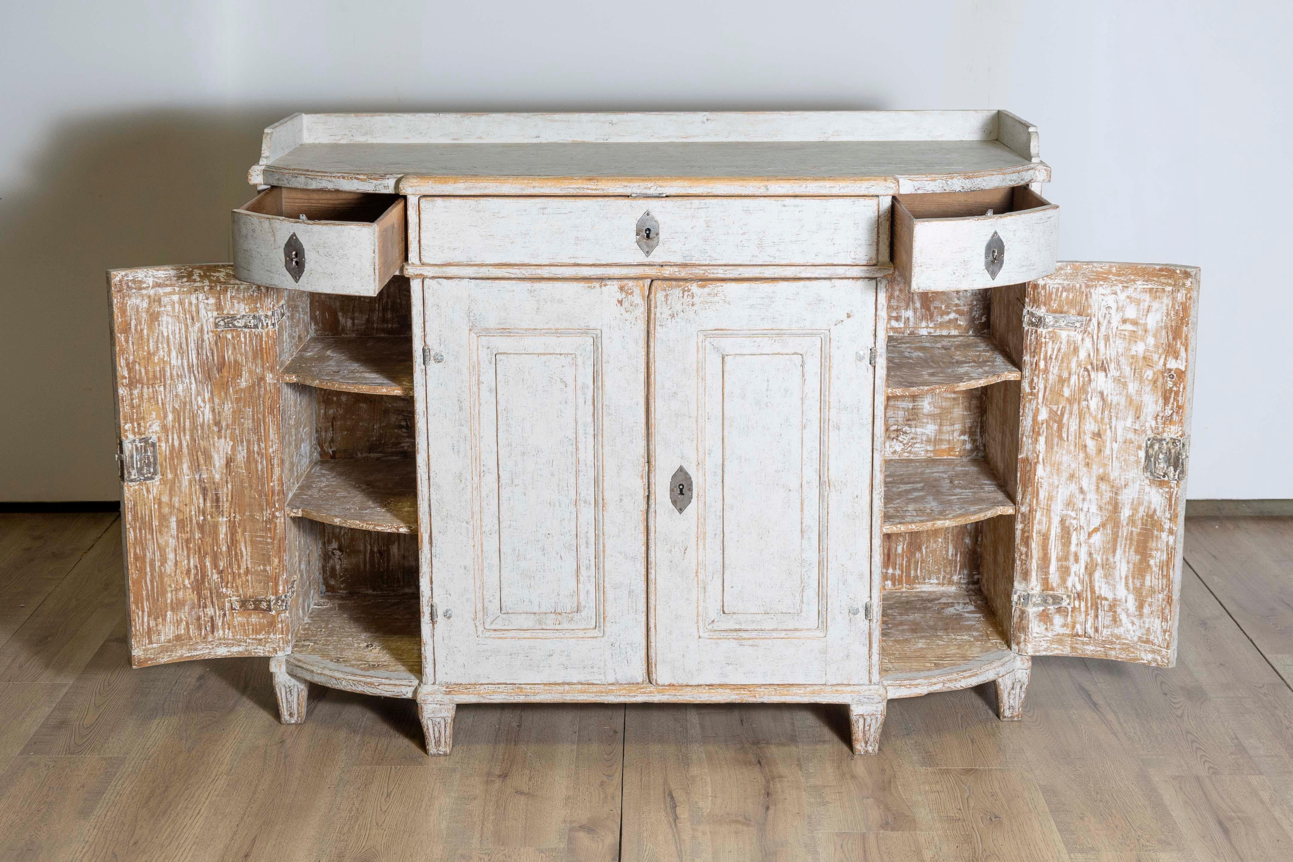 Swedish 18th Century Gustavian Sideboard Circa 1790 For Sale