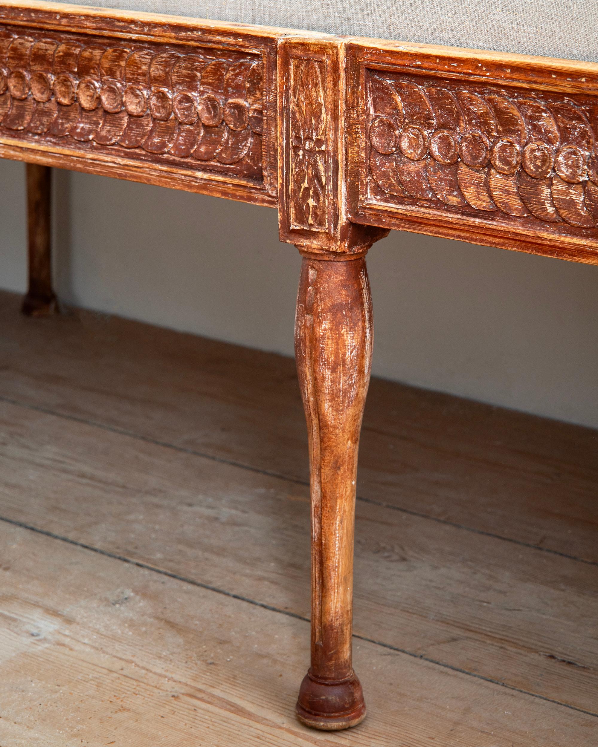 Canapé Gustavien du 18ème siècle en vente 1