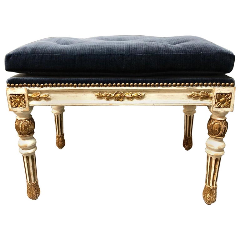 18th Century Gustavian Stool For Sale at 1stDibs