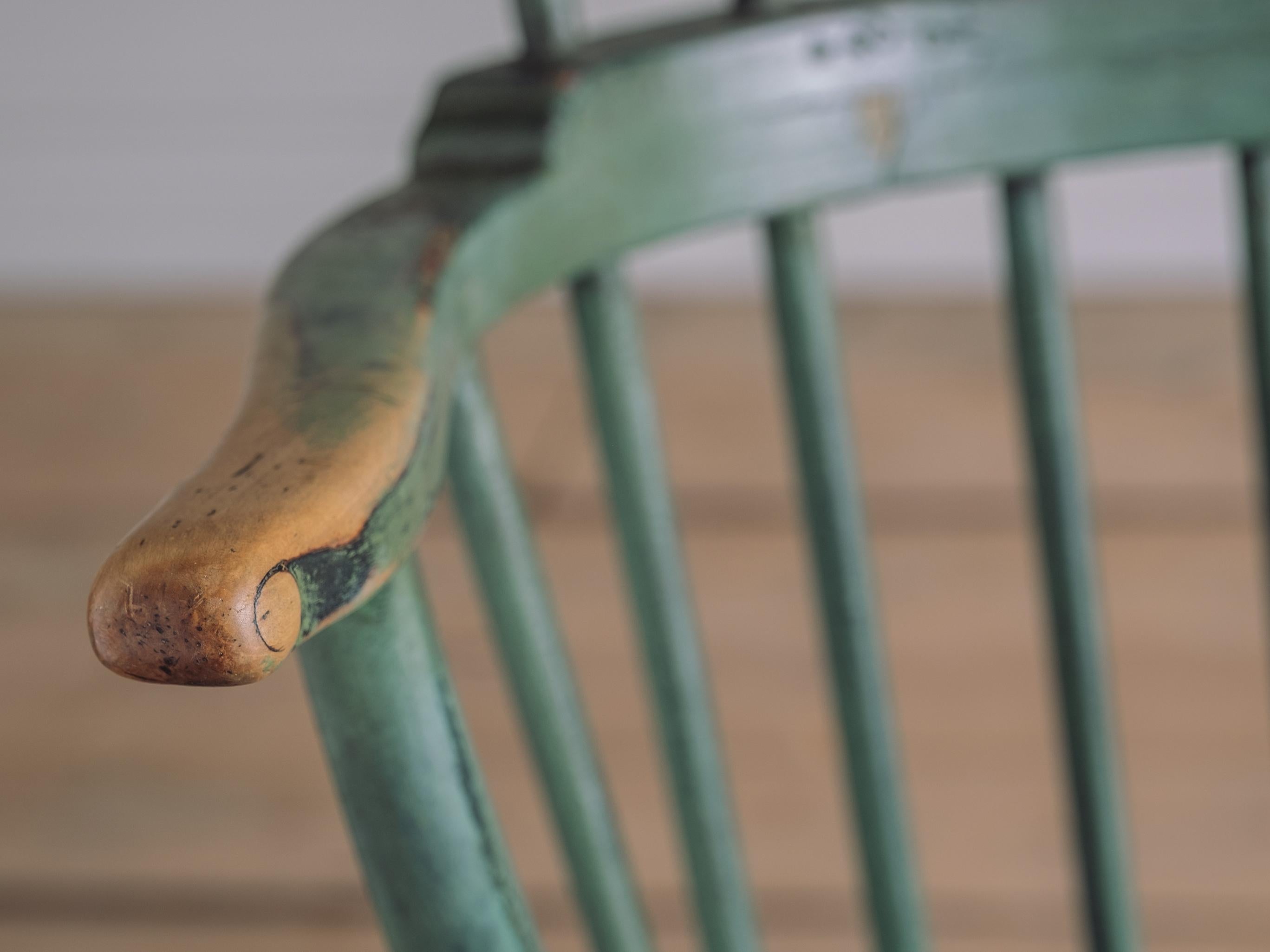 18th Century Gustavian Windsor Style Comb Back Chair  1