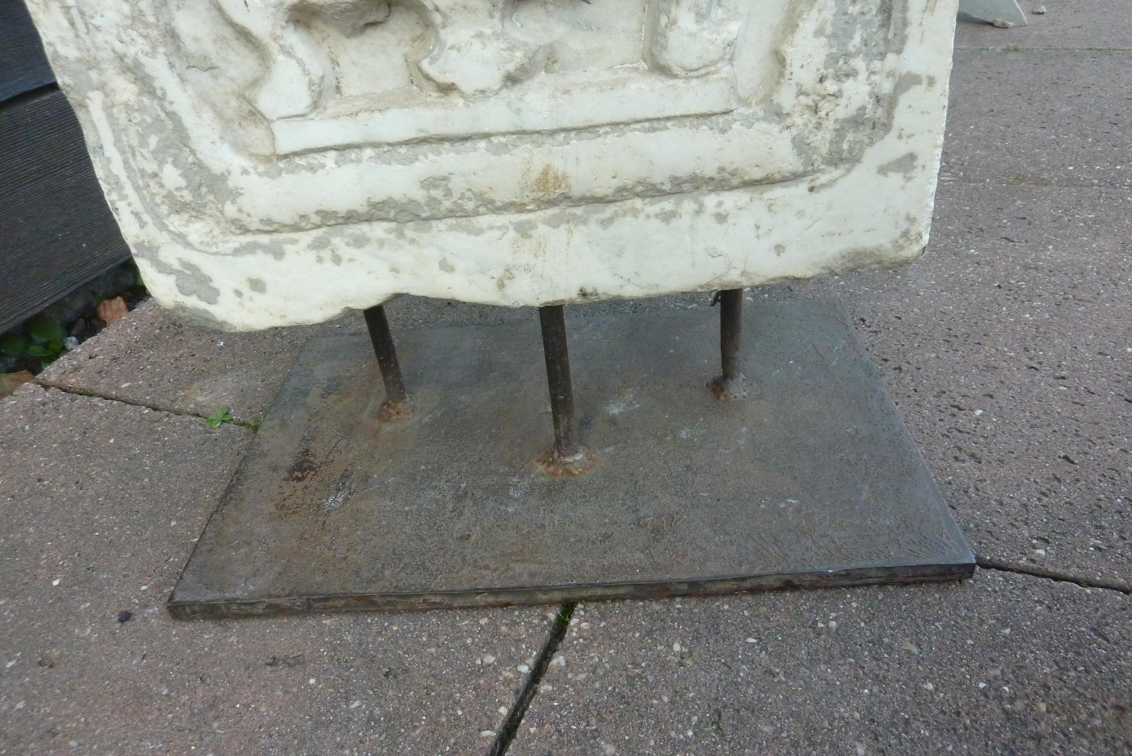 18th Century Chinese Hand Carved Marble Block with Lingzhi Fungus Ornaments For Sale 3