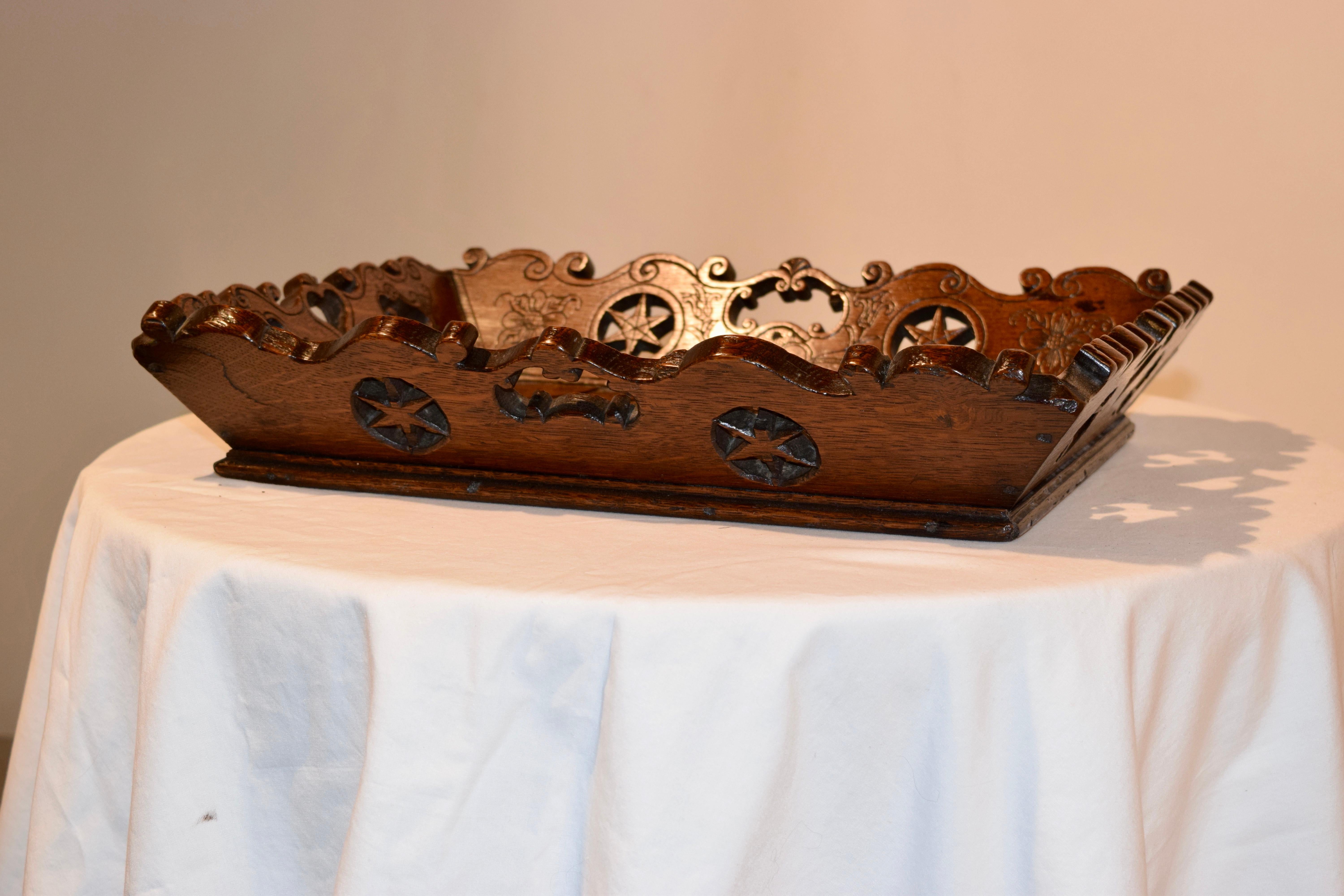 18th Century Hand Carved Oak Linen Tray For Sale 4