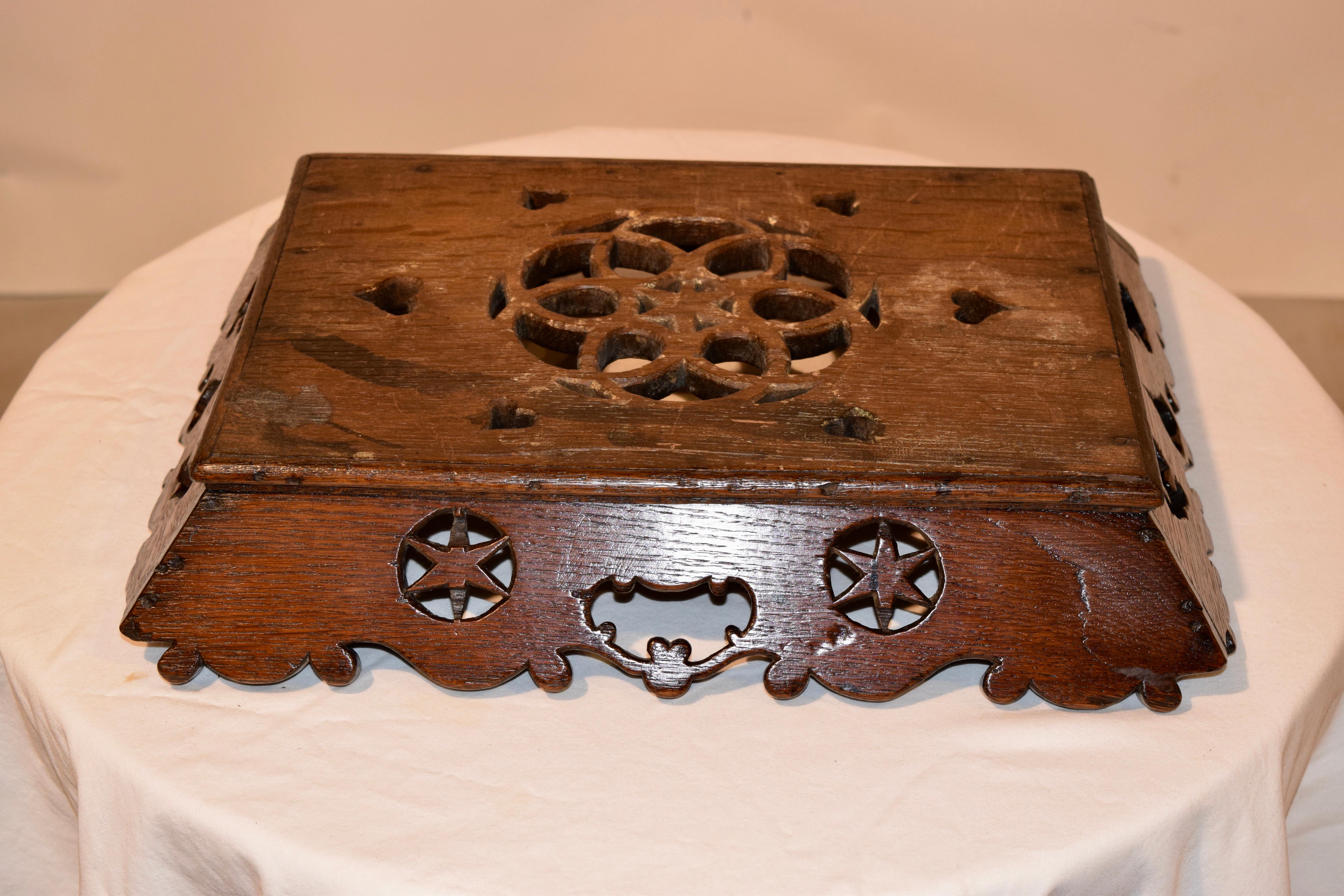 18th Century Hand Carved Oak Linen Tray For Sale 6