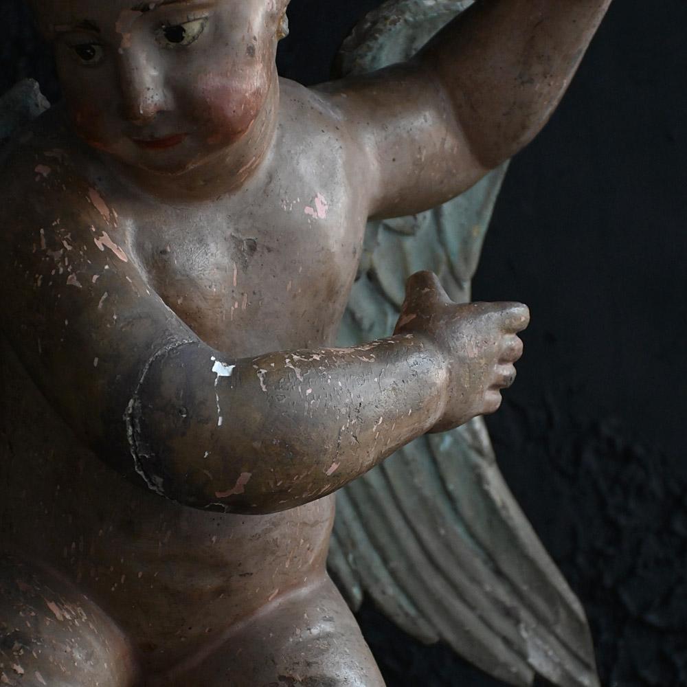 Début de l'époque victorienne 18th Century Hand Carved Pair of Angels en vente