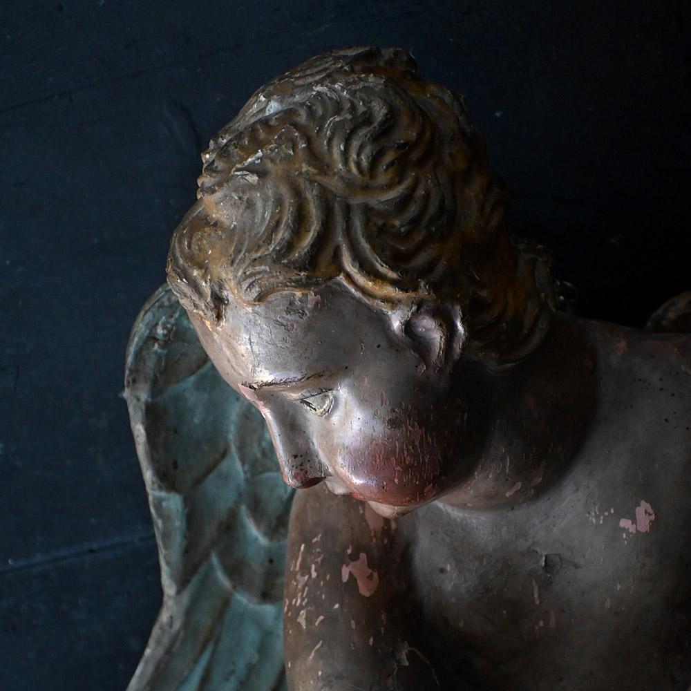 Pin 18th Century Hand Carved Pair of Angels en vente