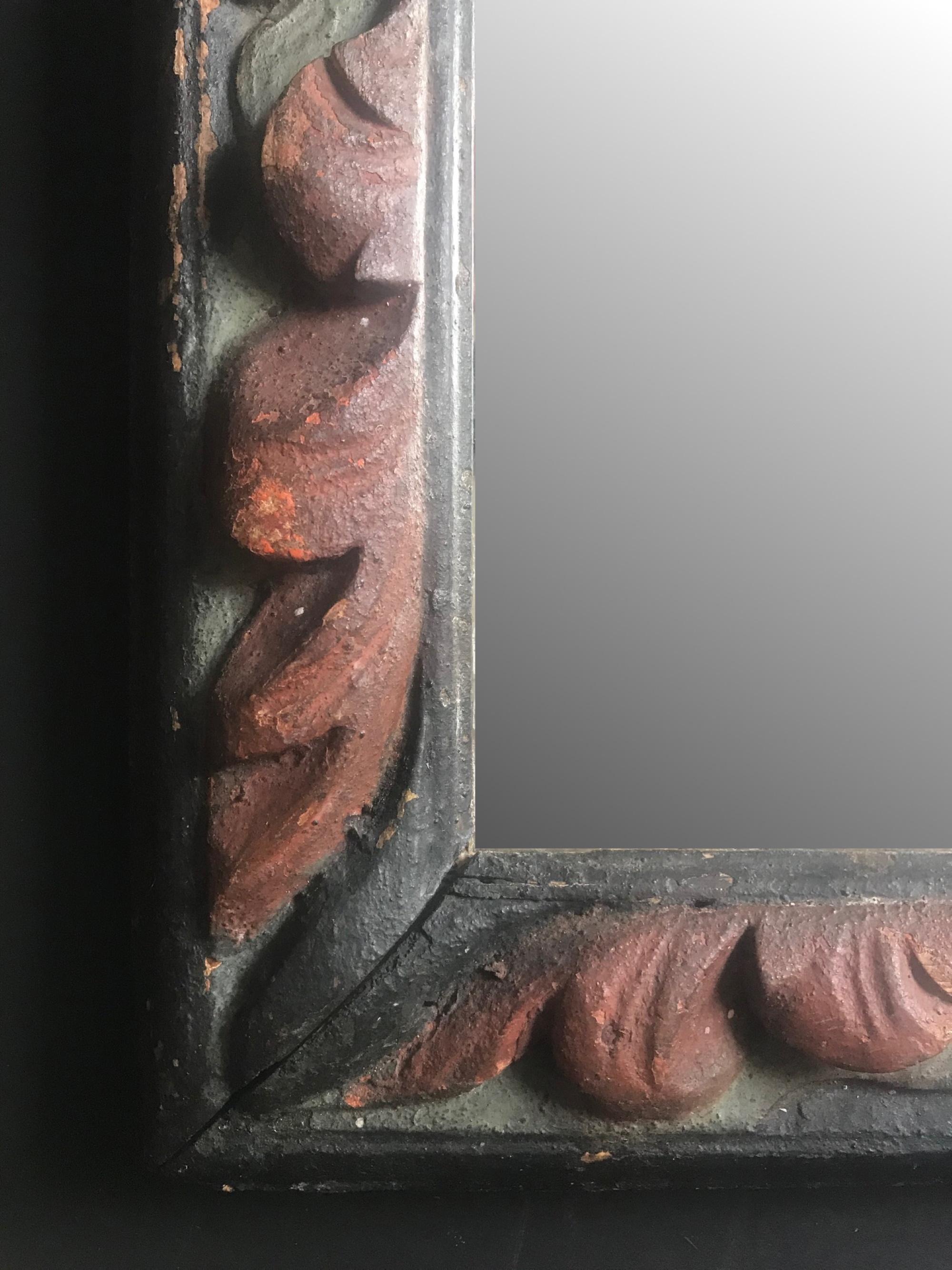 18. Jahrhundert Hand geschnitzt Spanisch Polychrom bemalt gerahmten Spiegel (Polychromiert) im Angebot