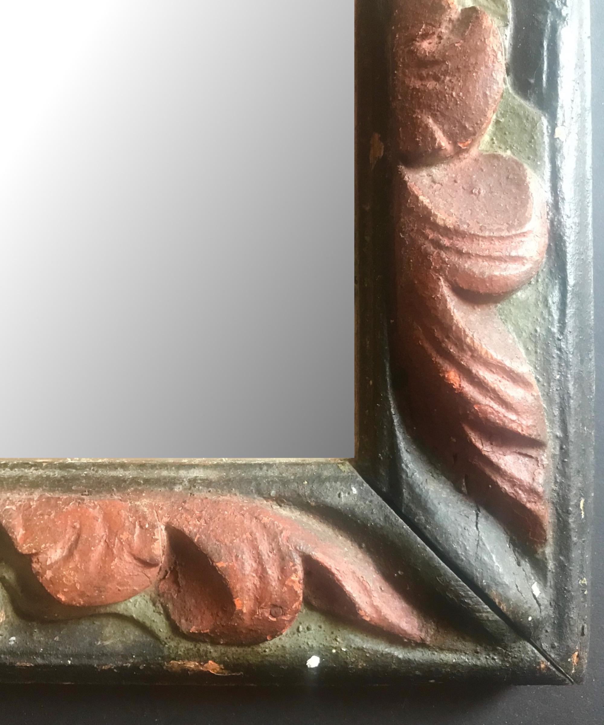 18. Jahrhundert Hand geschnitzt Spanisch Polychrom bemalt gerahmten Spiegel im Zustand „Gut“ im Angebot in Vero Beach, FL