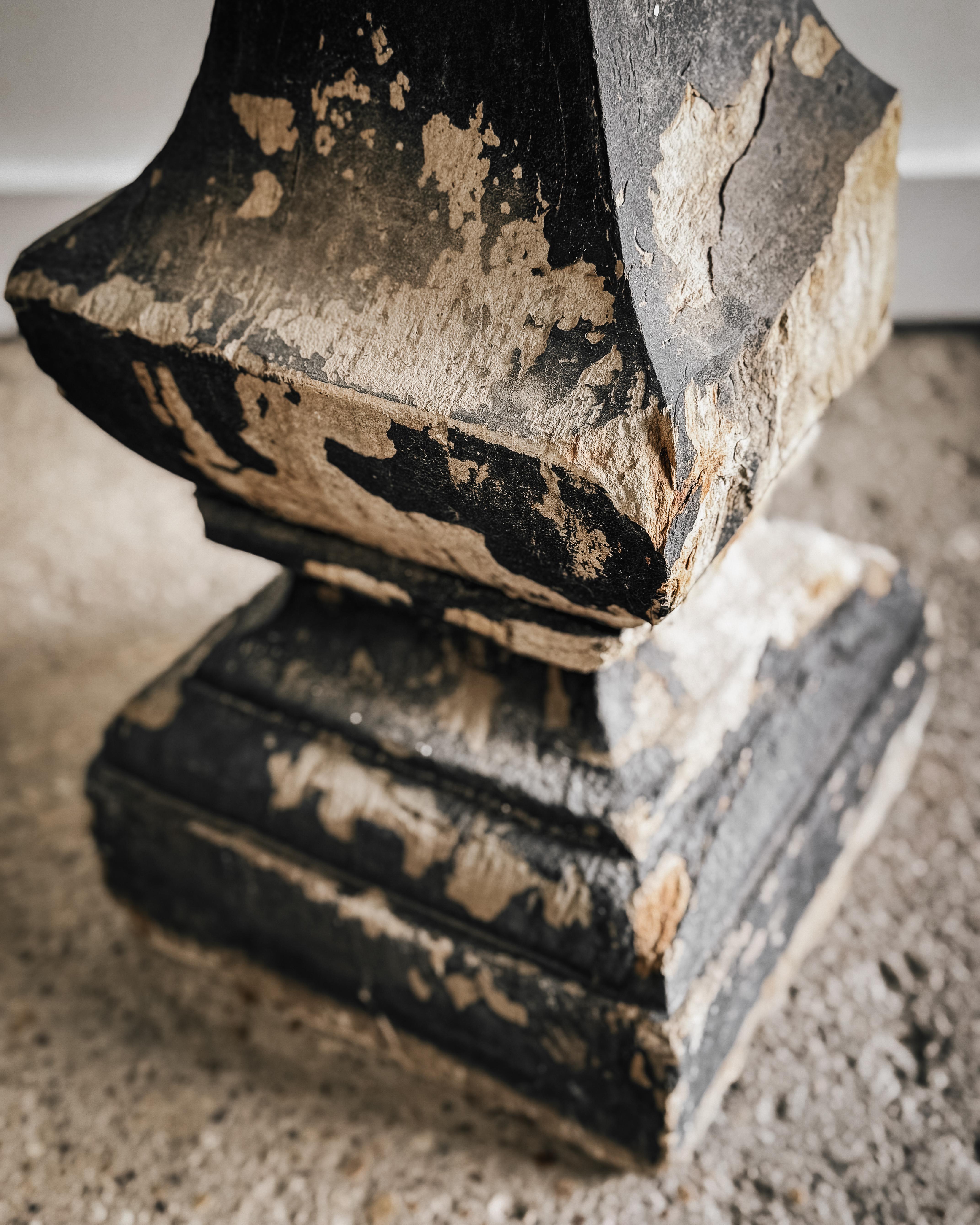 18th Century Hand-Carved Stone Balustrades For Sale 5