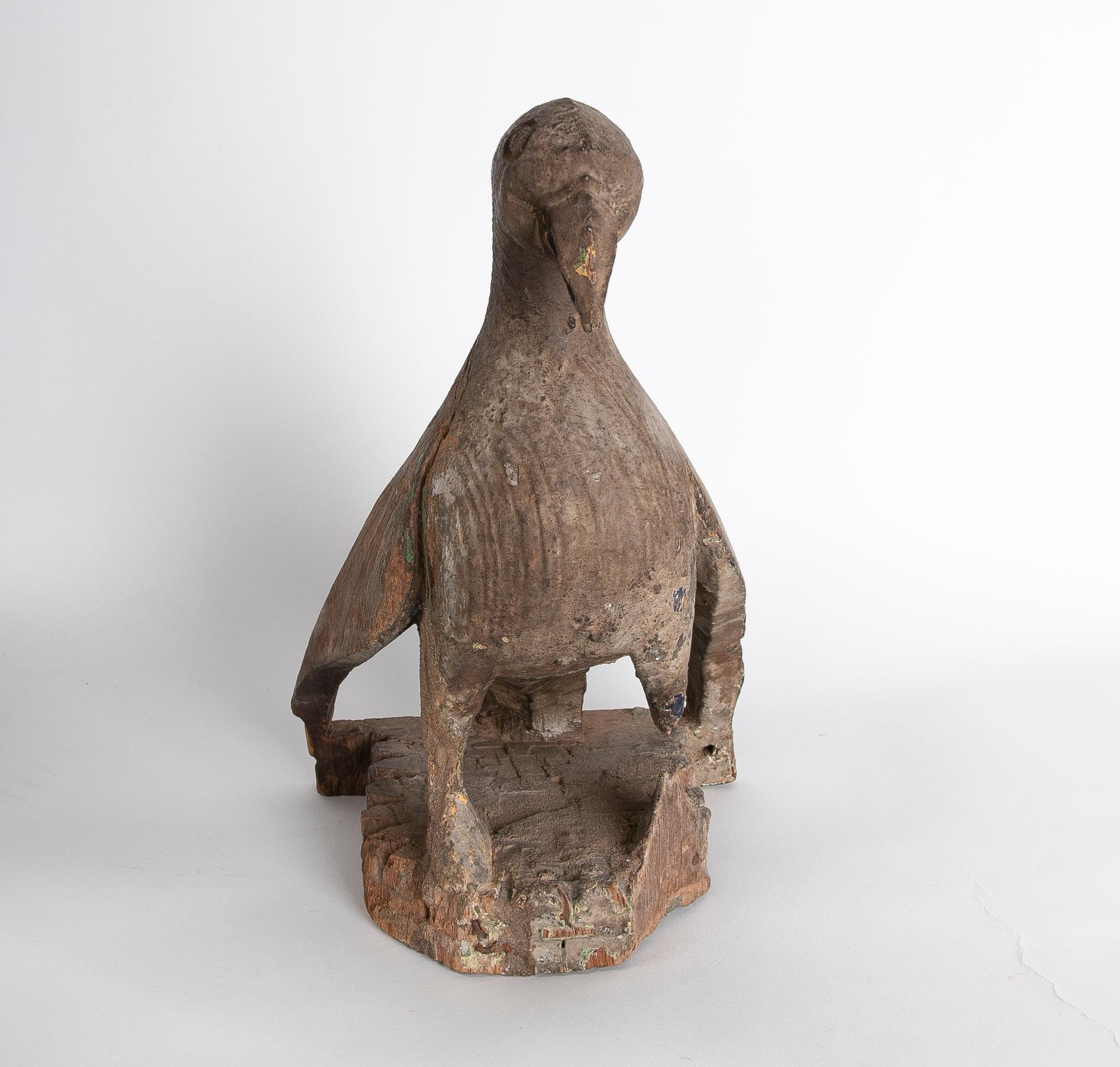 Handgeschnitzte Holzvogel-Skulptur aus dem 18. Jahrhundert  (Spanisch) im Angebot