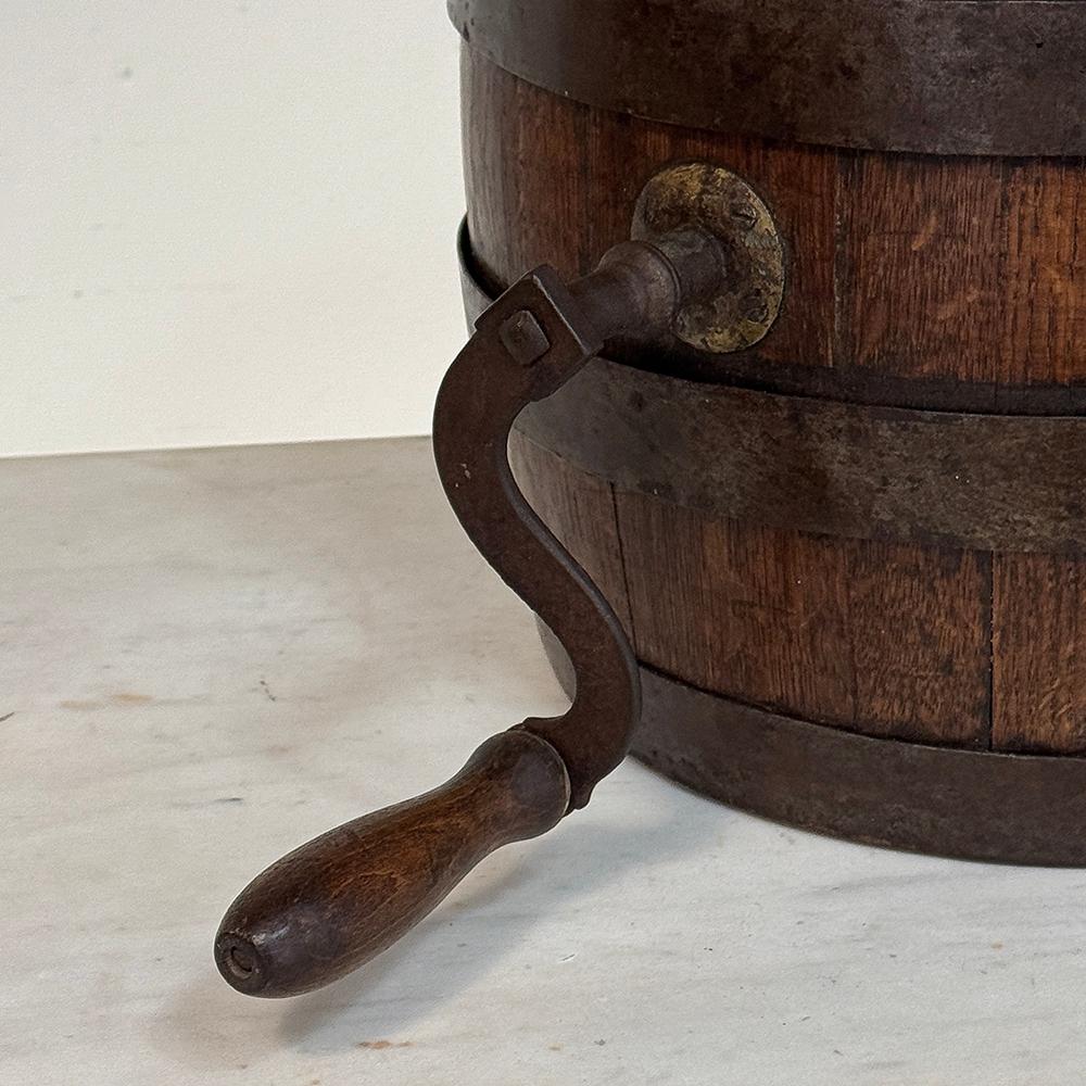 Baratte à beurre en douves d'Oak Oak du 18ème siècle, faite à la main en vente 2