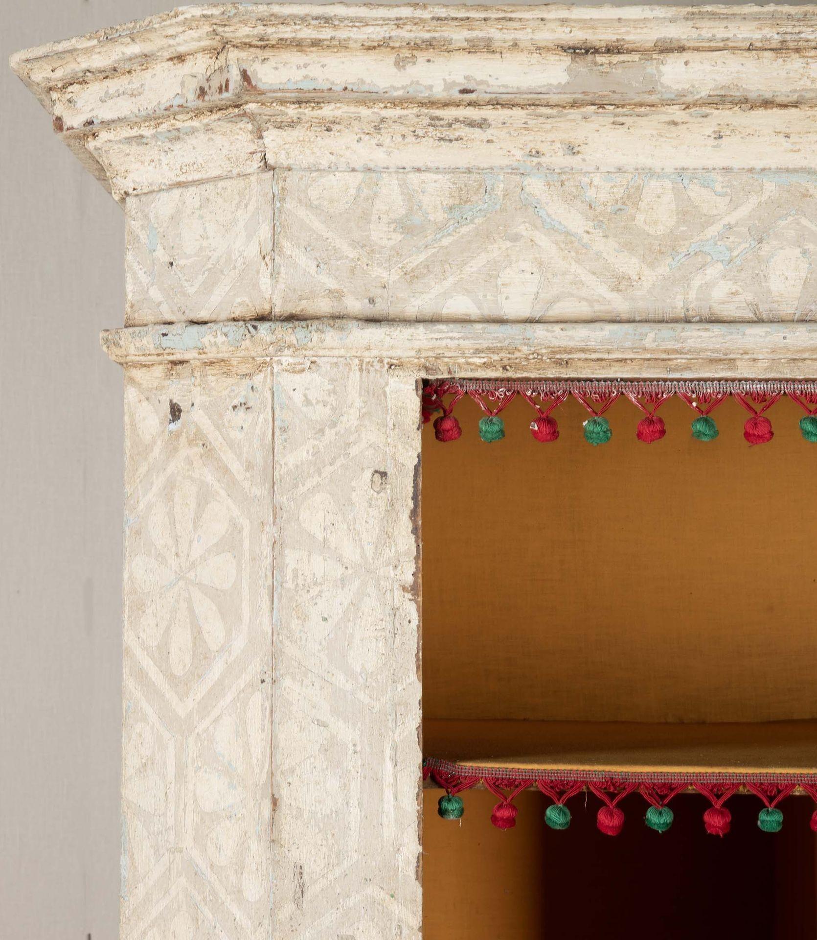 Armoire d'Alsazia dipinto a mano del XVIII secolo in vendita 8