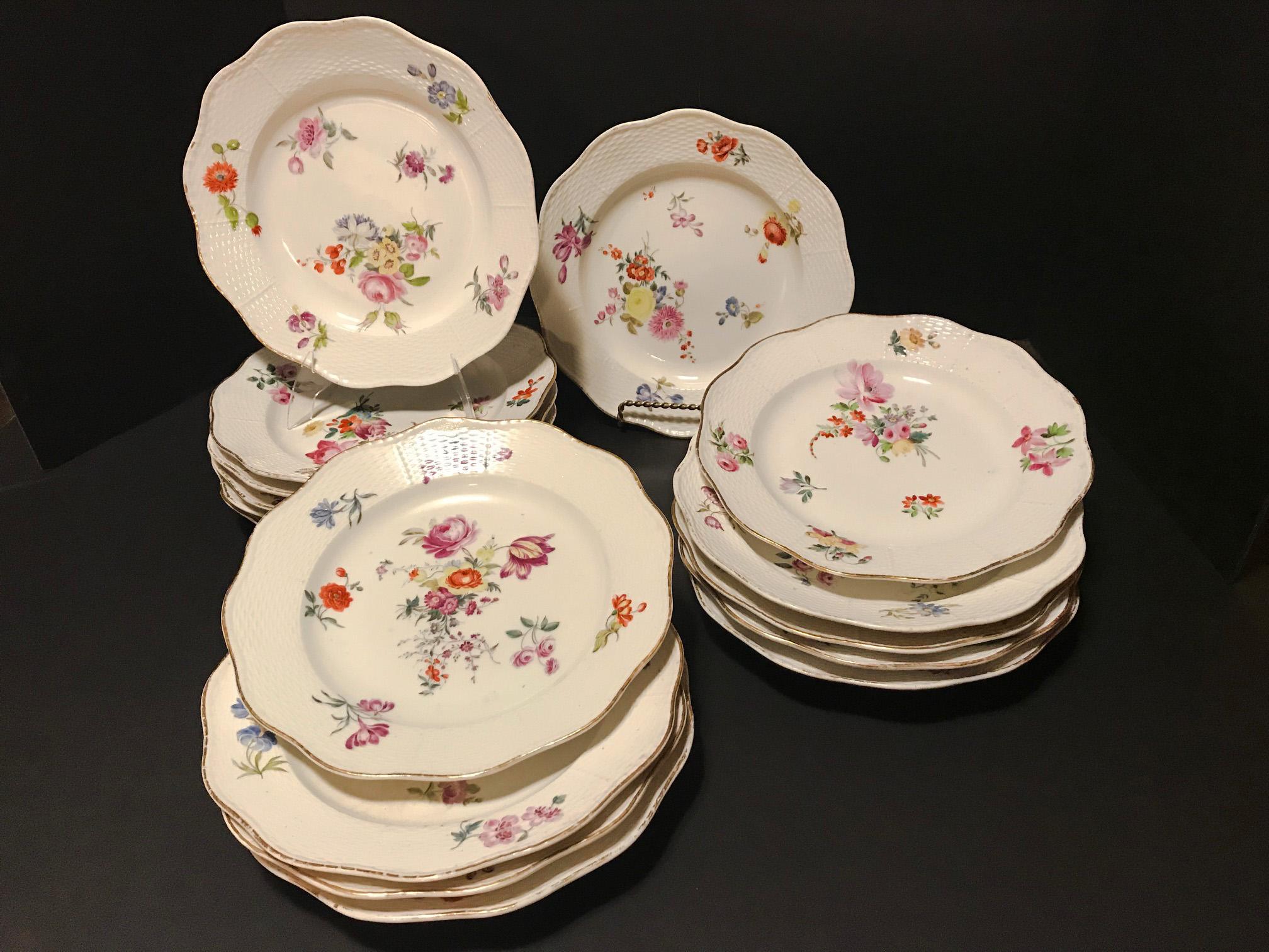 18th Century Hand Painted French Soft Paste Porcelain Dinner Plates, Set of 16 2
