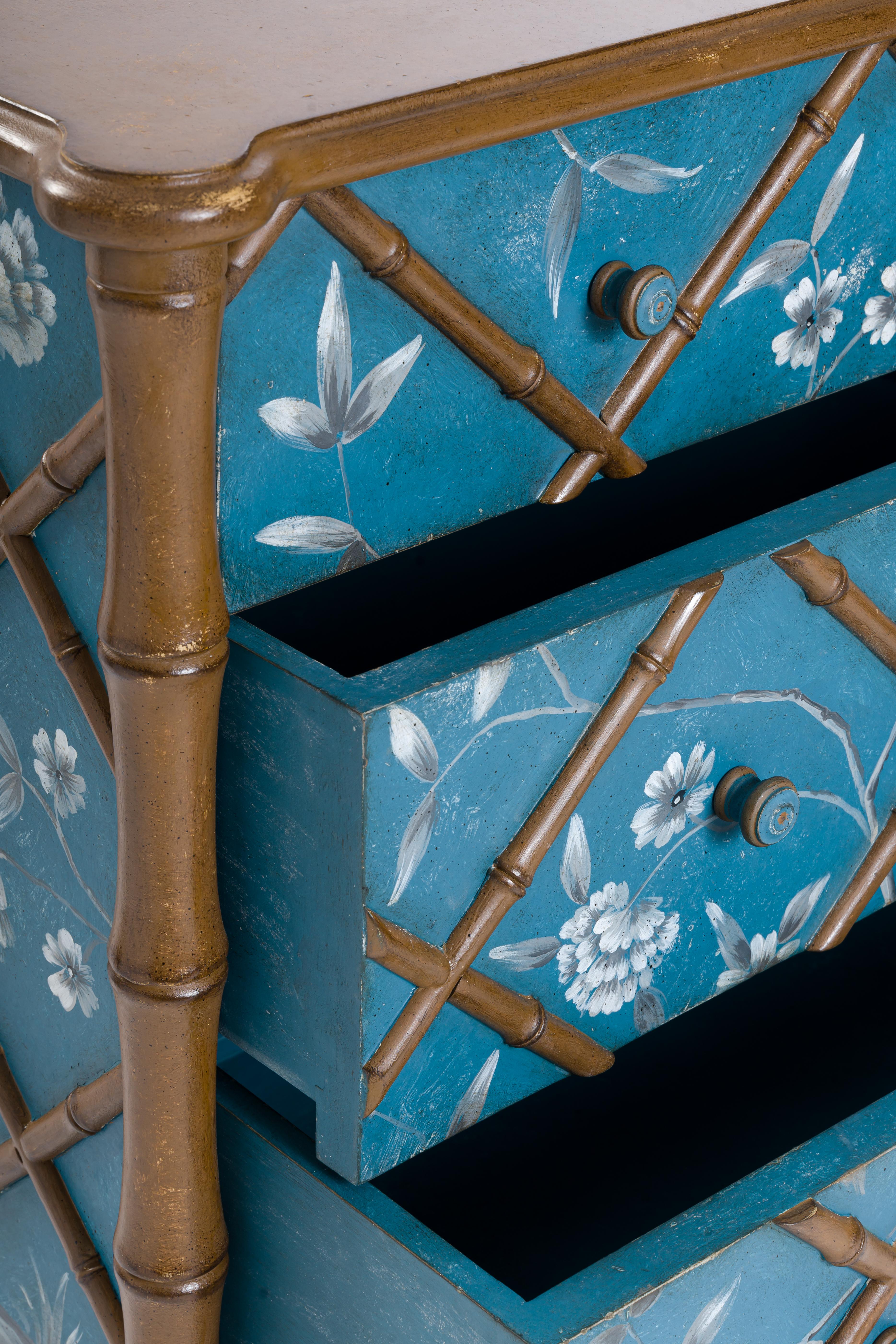 Italian 18th Century Hand Painted Venetian Blue Petrol Bamboo Fiesole Chest with flowers For Sale