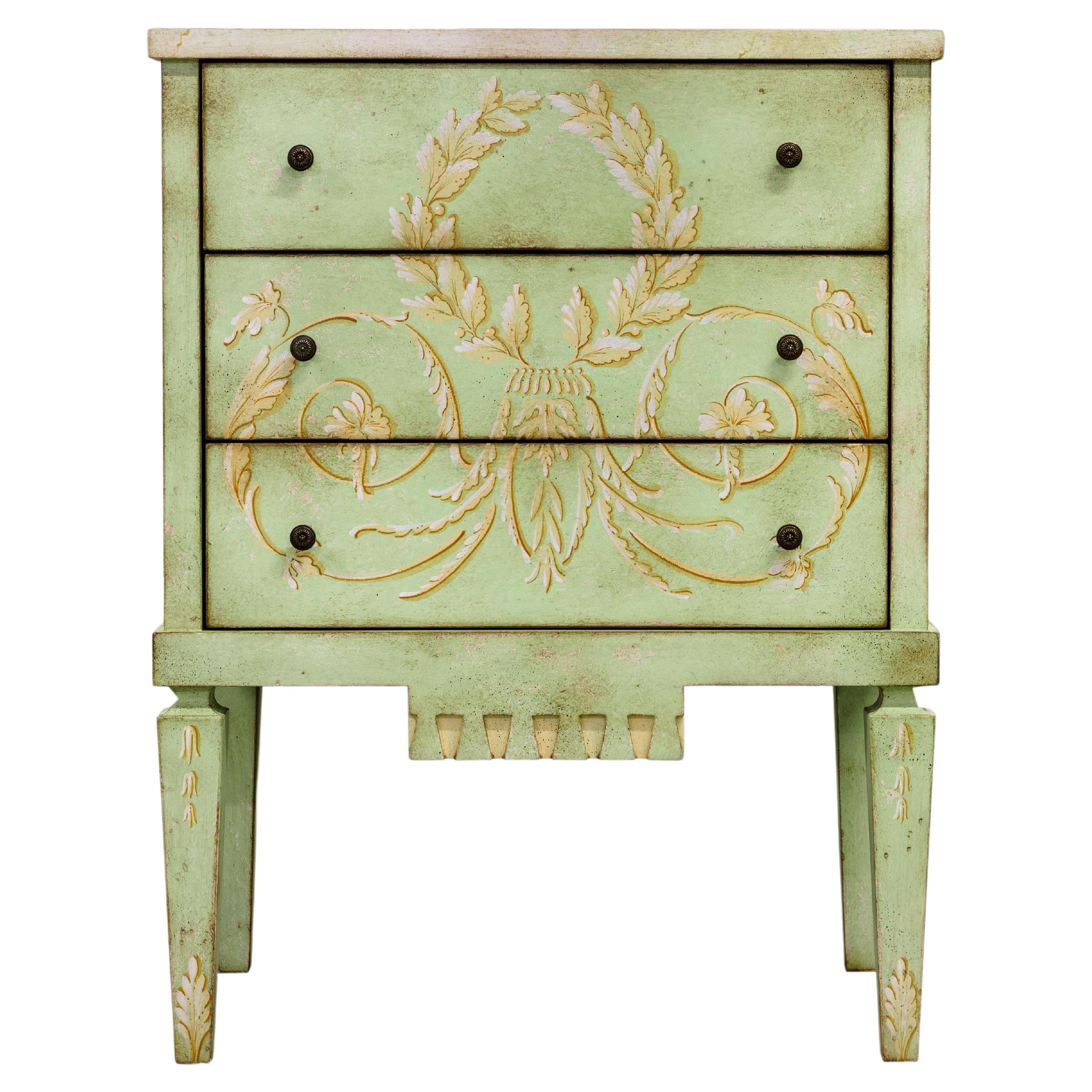 Comodino La Fenice in stile veneziano dipinto a mano del XVIII secolo, di colore verde mela