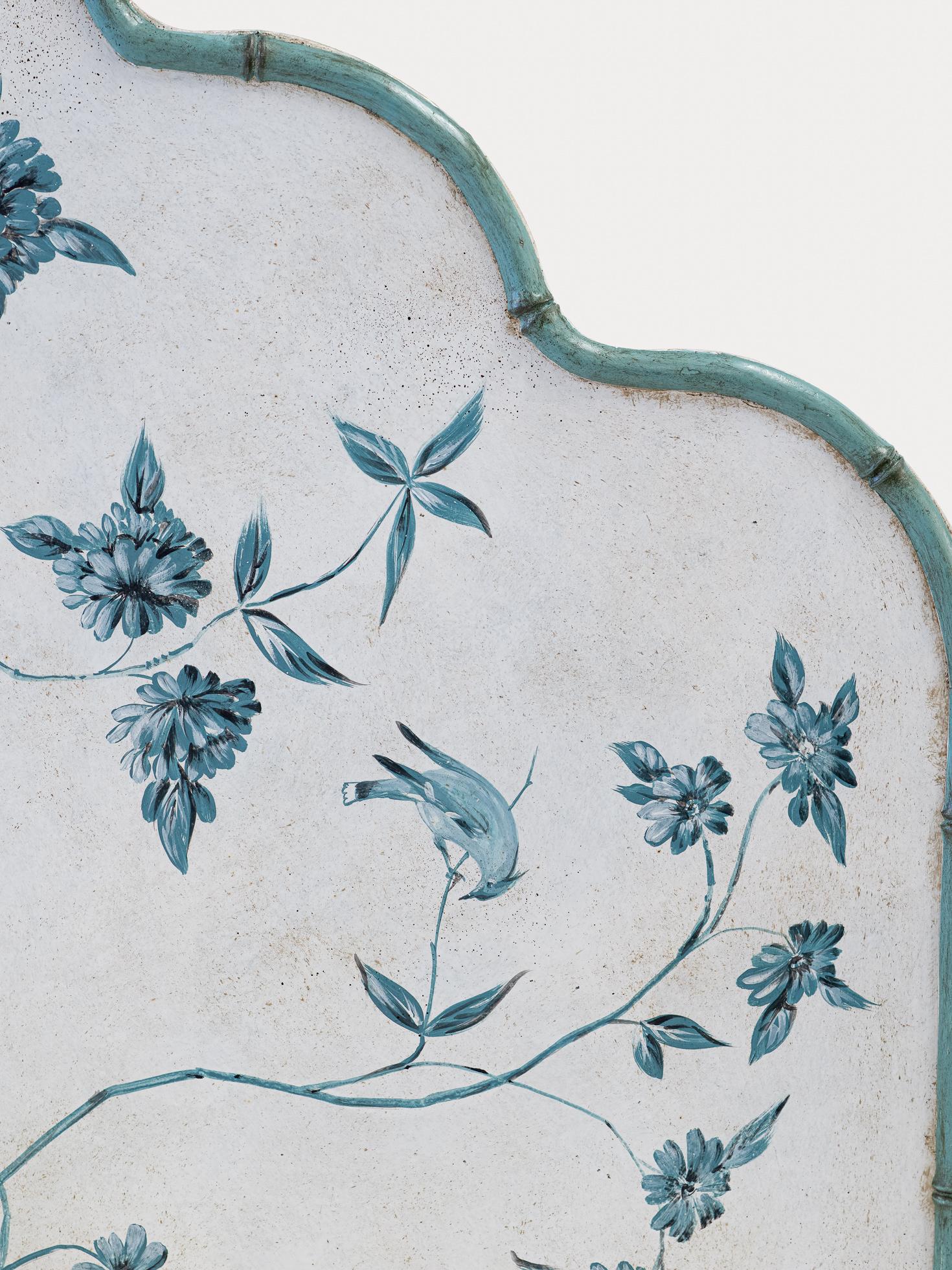 Italian 18th Century Hand-Painted Venetian Style Canova Bed with Dolomiti bamboo edges For Sale