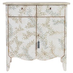 18th Century Hand-Painted Venetian Style Dorsoduro Cabinet with intertwined leaf