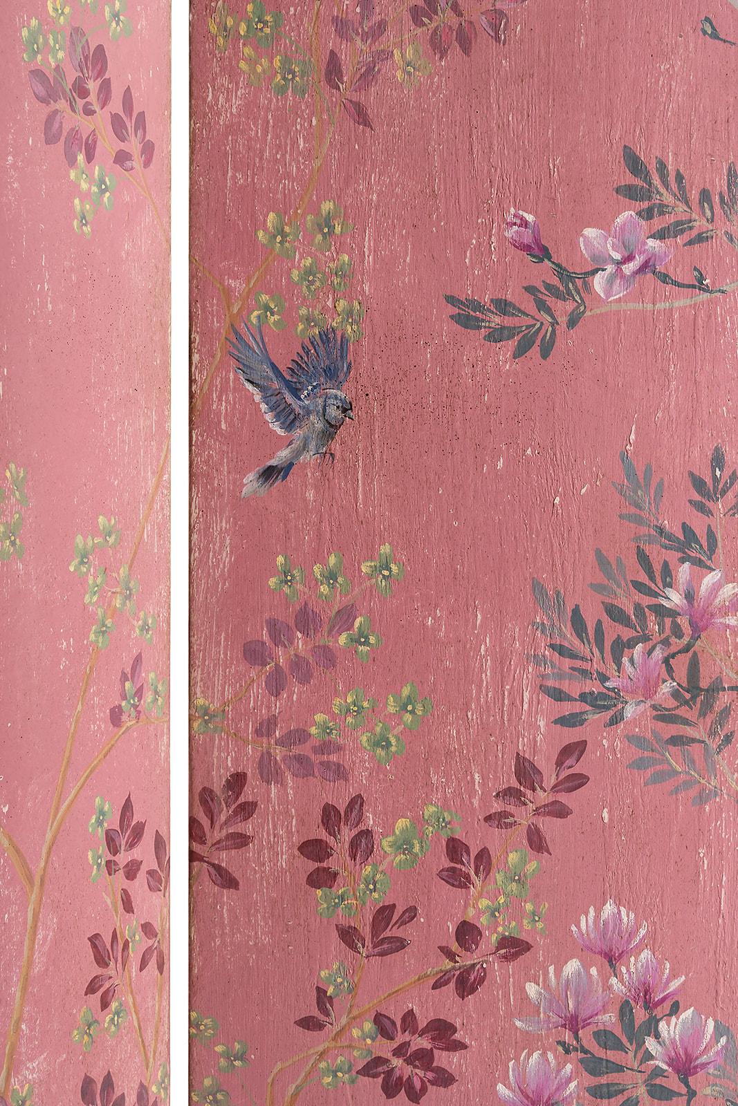 Contemporary 18th Century Hand-Painted Venetian Style Fuchsia Otello Screen with Flowers For Sale