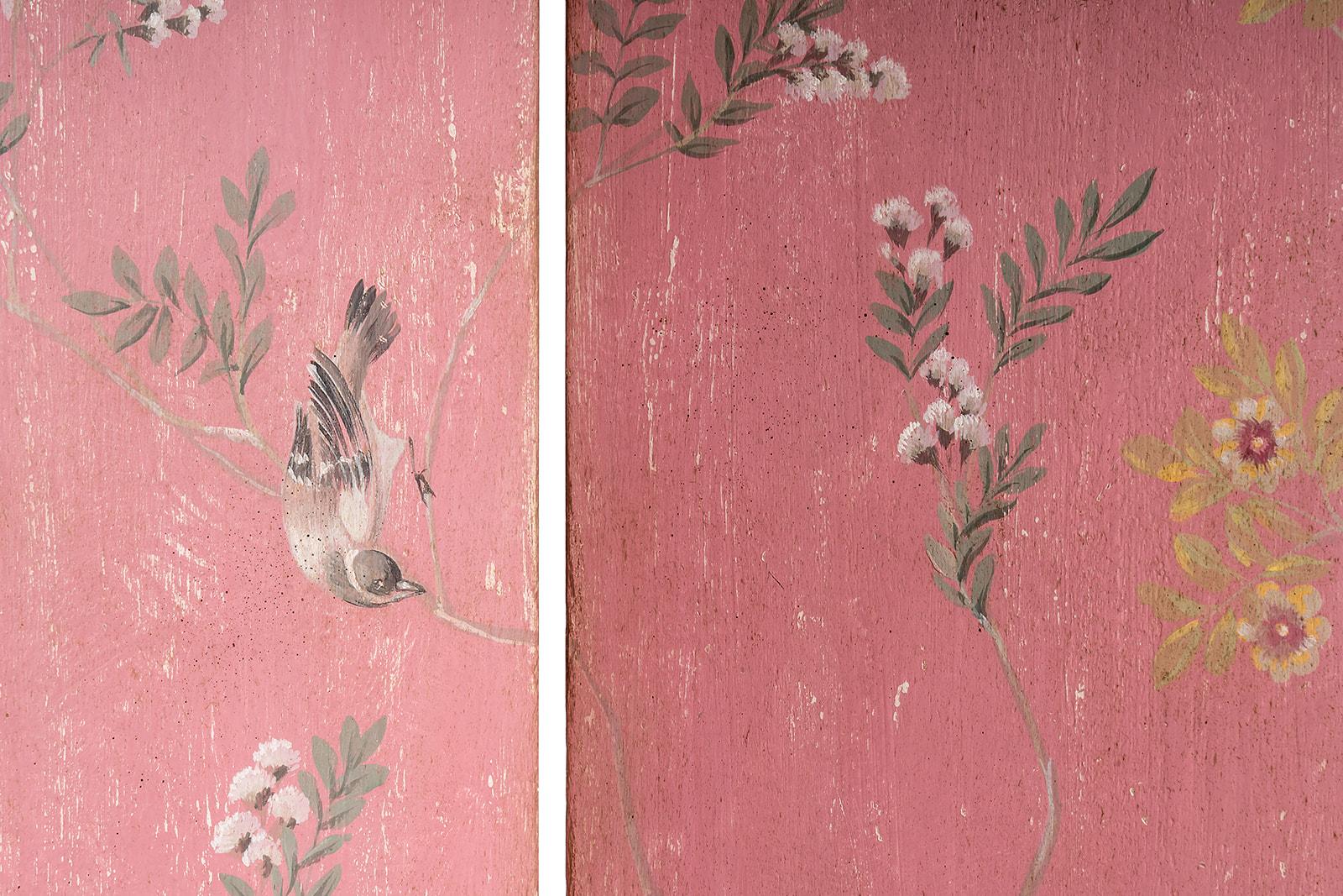 Wood 18th Century Hand-Painted Venetian Style Fuchsia Otello Screen with Flowers For Sale