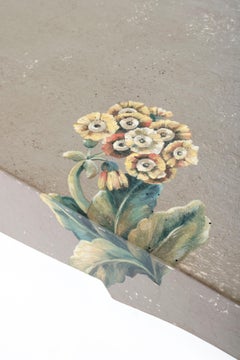 Tavolino Rialto grigio in stile veneziano dipinto a mano del XVIII secolo con fiori