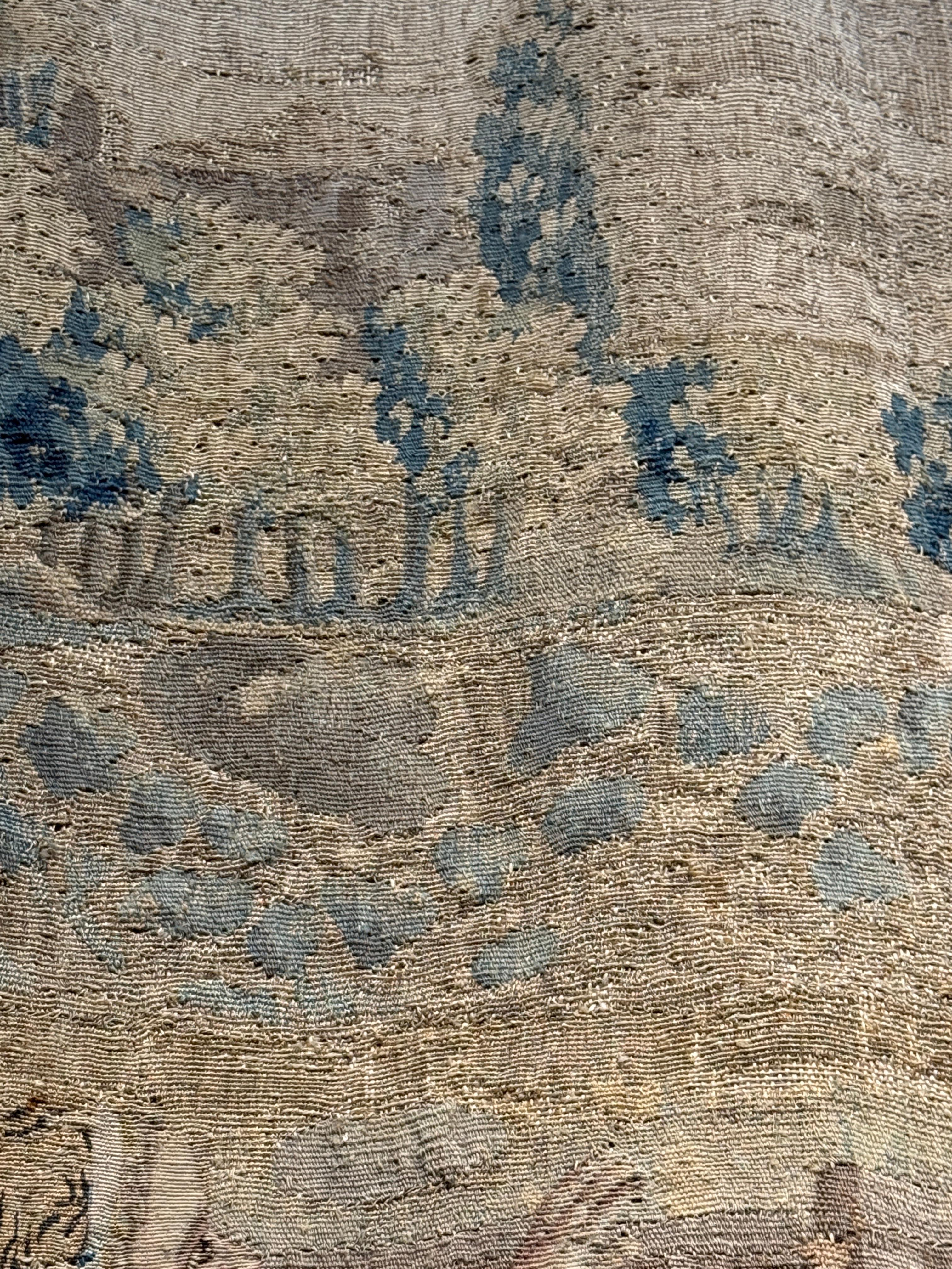 Tapisserie Verdure d'Aubusson tissée à la main du 18ème siècle en vente 4