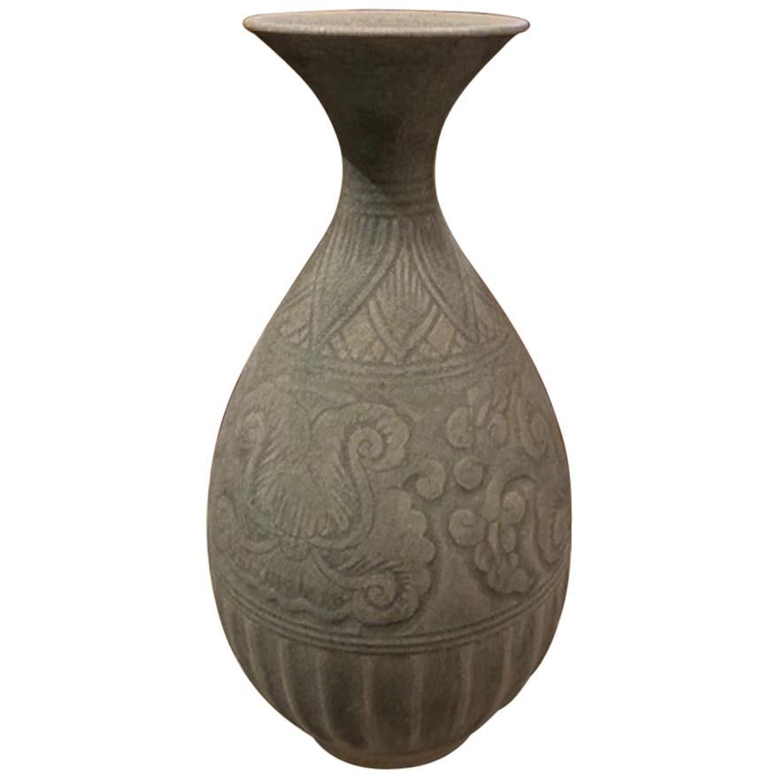 18th Century Handmade Dark Green Vase, Cambodia