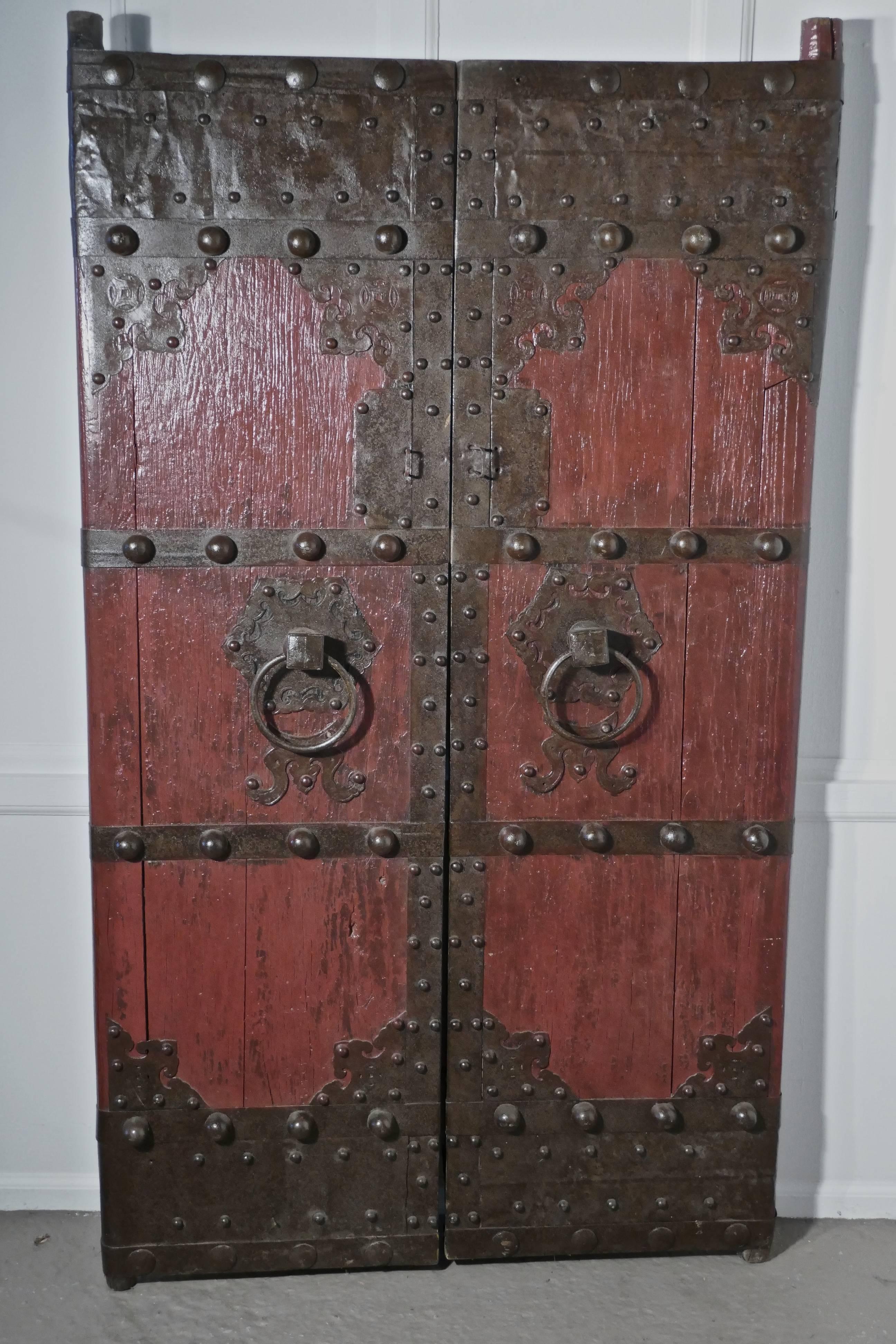 18th Century Heavy Painted Oak and Iron Oriental Doors 3