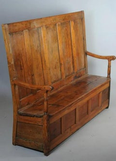 18th Century High Backed Oak Settle with Lift Seat Storage
