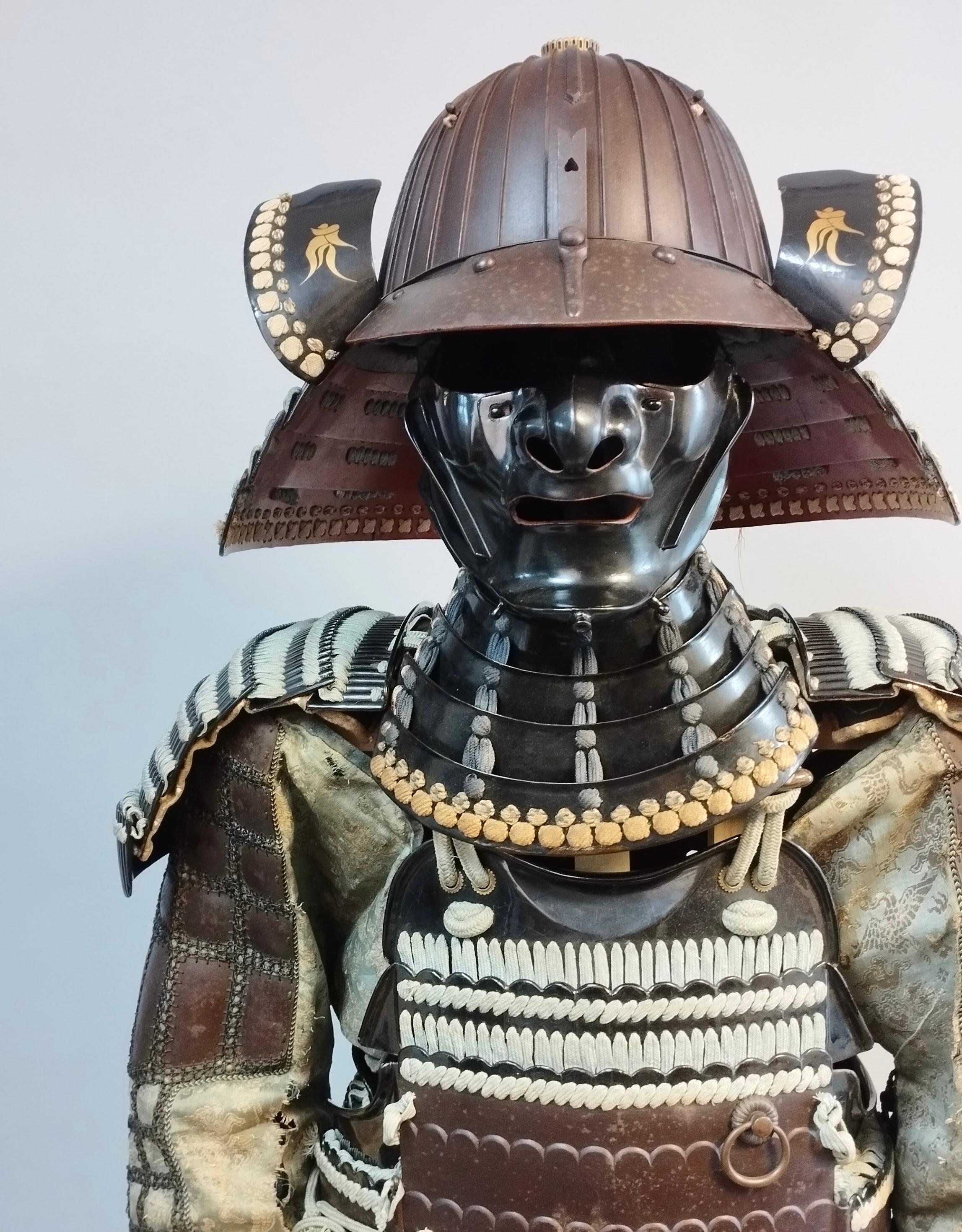 18th Century Hirate Clan Samurai Armor with Signed Kabuto Helmet For Sale 5